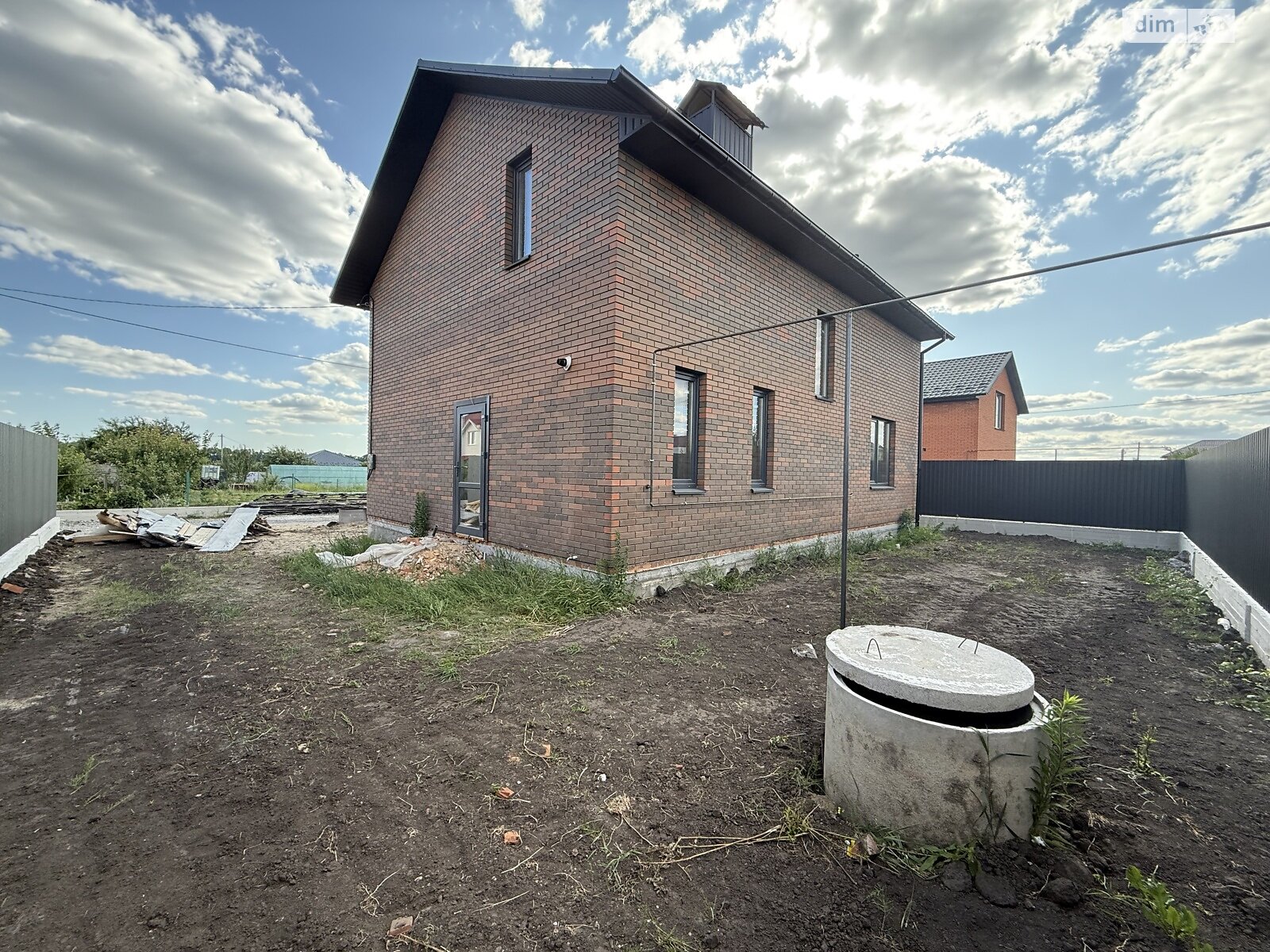 Обʼєкт нерухомості: 4 КІМ. БУДИНОК, ПЛОЩА - 139 м², ЦІНА - 95 000 $
, 3-й пров. Східний — HUBTRUST, Вінниця