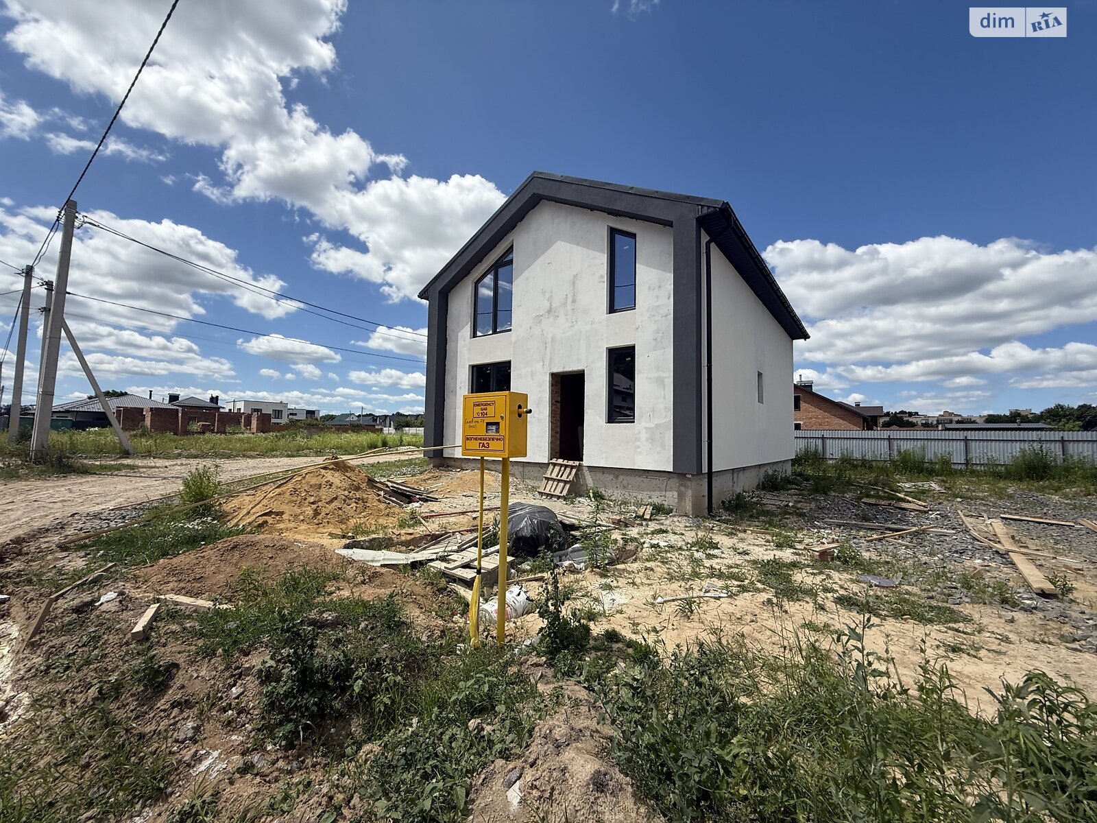4 КІМ. БУДИНОК, ПЛОЩА - 125 м², ЦІНА - 98 000 $

