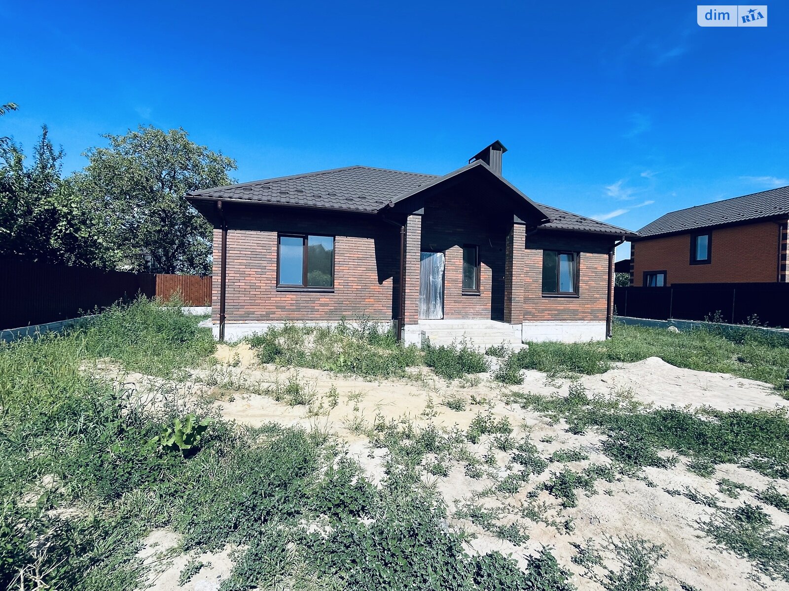 3 КІМ. БУДИНОК, ПЛОЩА - 105 м², ЦІНА - 85 000 $
