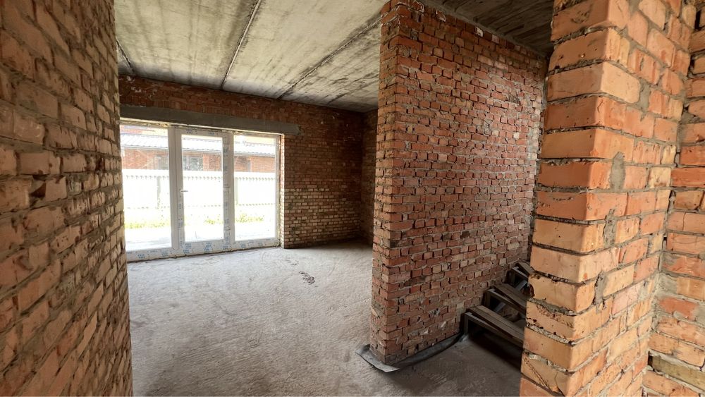 Обʼєкт нерухомості: 4 КІМ.  ТАУНХАУС ПЛОЩА – 135 м², ЦІНА – 105 000$, РАЙОН: Перемичка — HUBTRUST, Вінниця