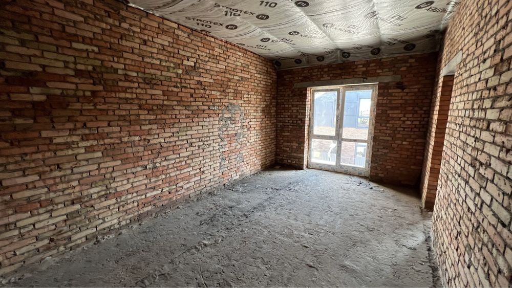 Обʼєкт нерухомості: 4 КІМ.  ТАУНХАУС ПЛОЩА – 135 м², ЦІНА – 105 000$, РАЙОН: Перемичка — HUBTRUST, Вінниця