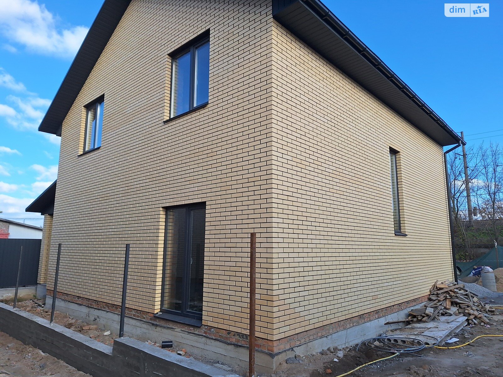 Обʼєкт нерухомості: 5 КІМ. БУДИНОК, ПЛОЩА - 128 м², ЦІНА - 115 000 $
 — HUBTRUST, Вінниця