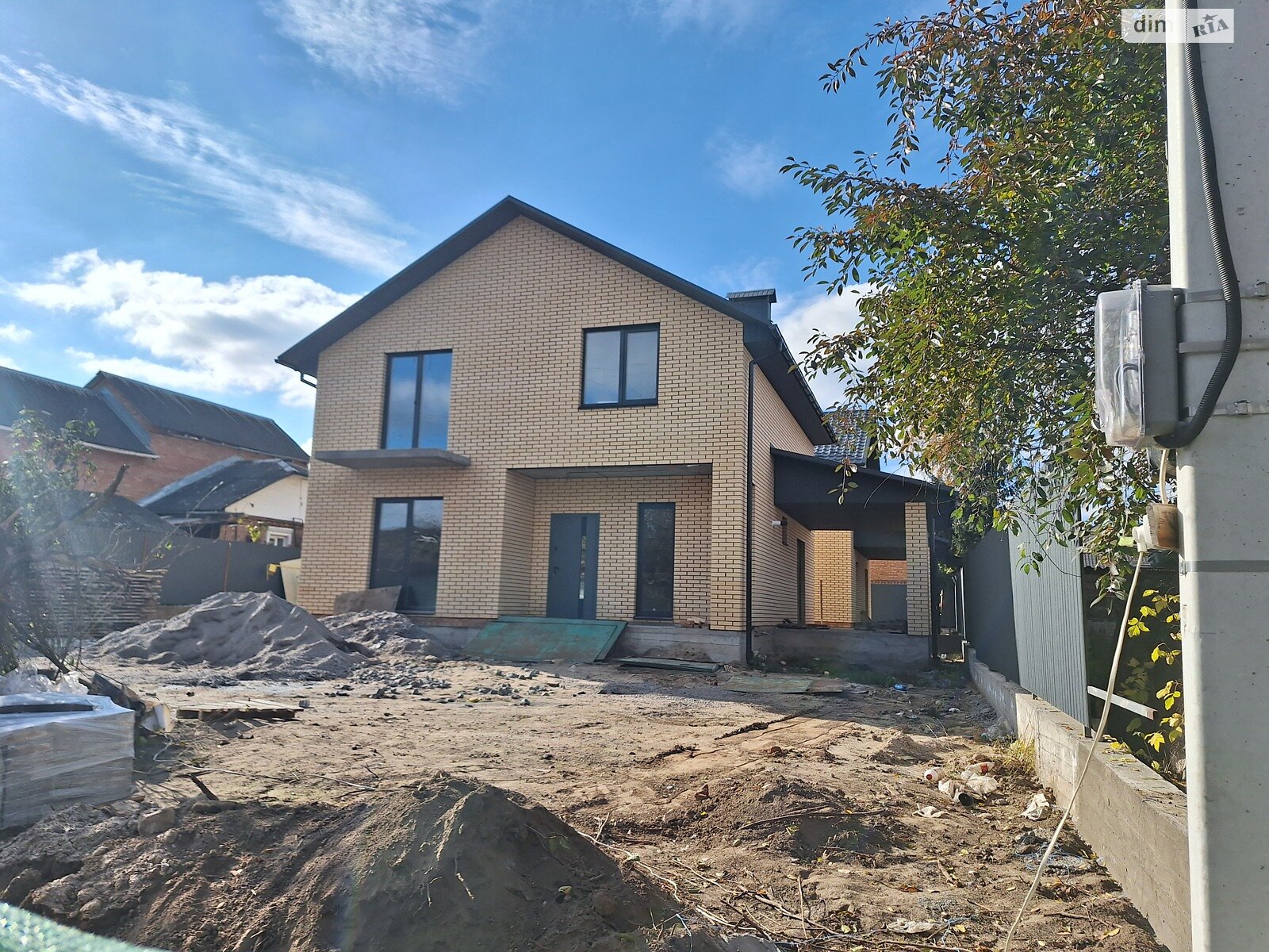 Обʼєкт нерухомості: 5 КІМ. БУДИНОК, ПЛОЩА - 128 м², ЦІНА - 115 000 $
 — HUBTRUST, Вінниця