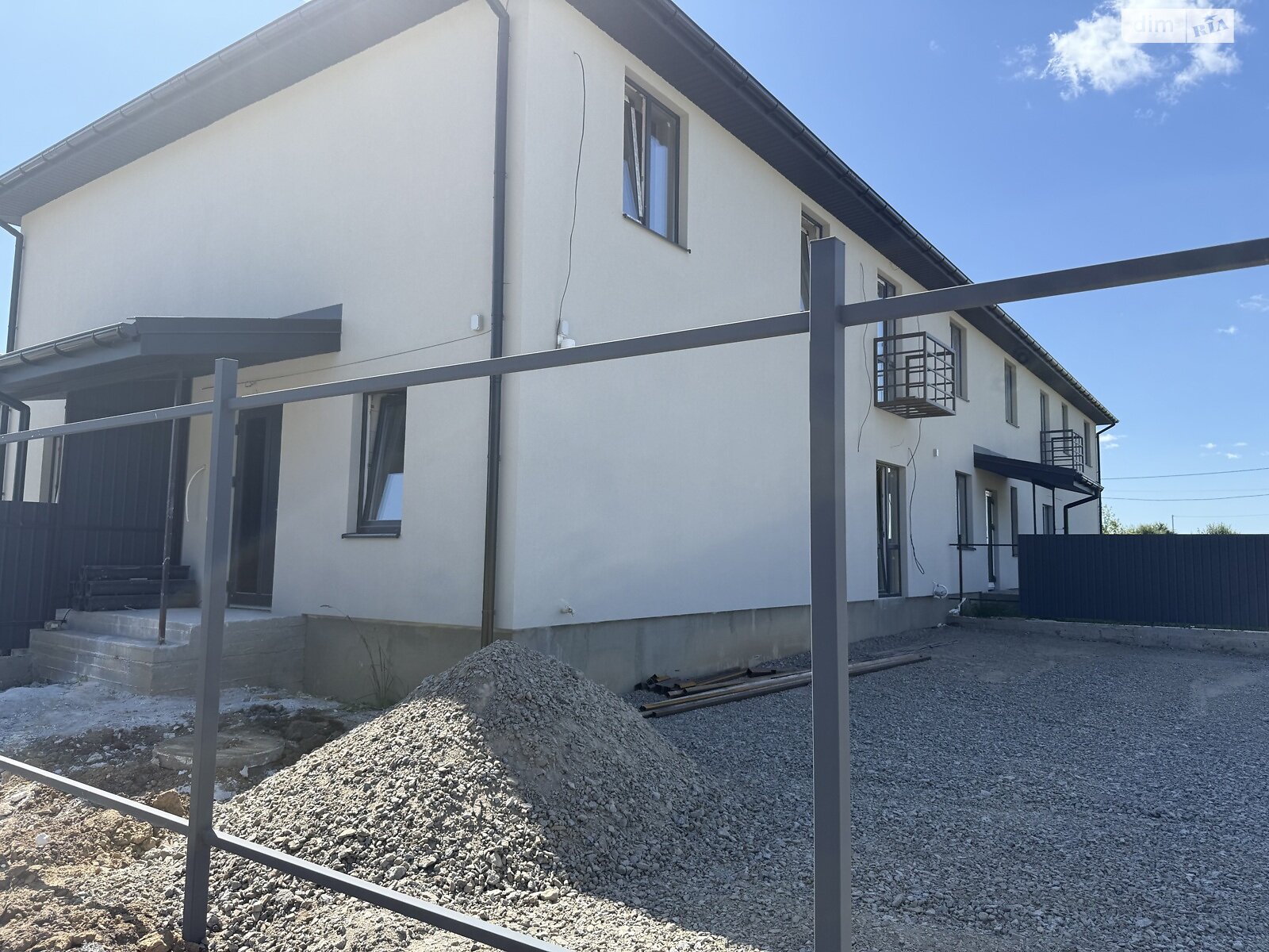 Обʼєкт нерухомості: 2 КІМ. ТАУНХАУС, ПЛОЩА - 90 м², ЦІНА - 54 000 $
 — HUBTRUST, Вінниця