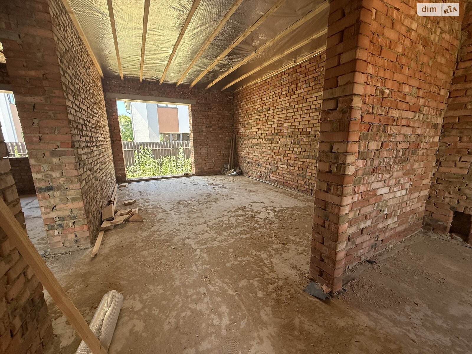 Обʼєкт нерухомості: 2 КІМ. ТАУНХАУС, ПЛОЩА - 70 м², ЦІНА - 53 000 $
, вул. 8 км Гніванського Шосе — HUBTRUST, Вінниця