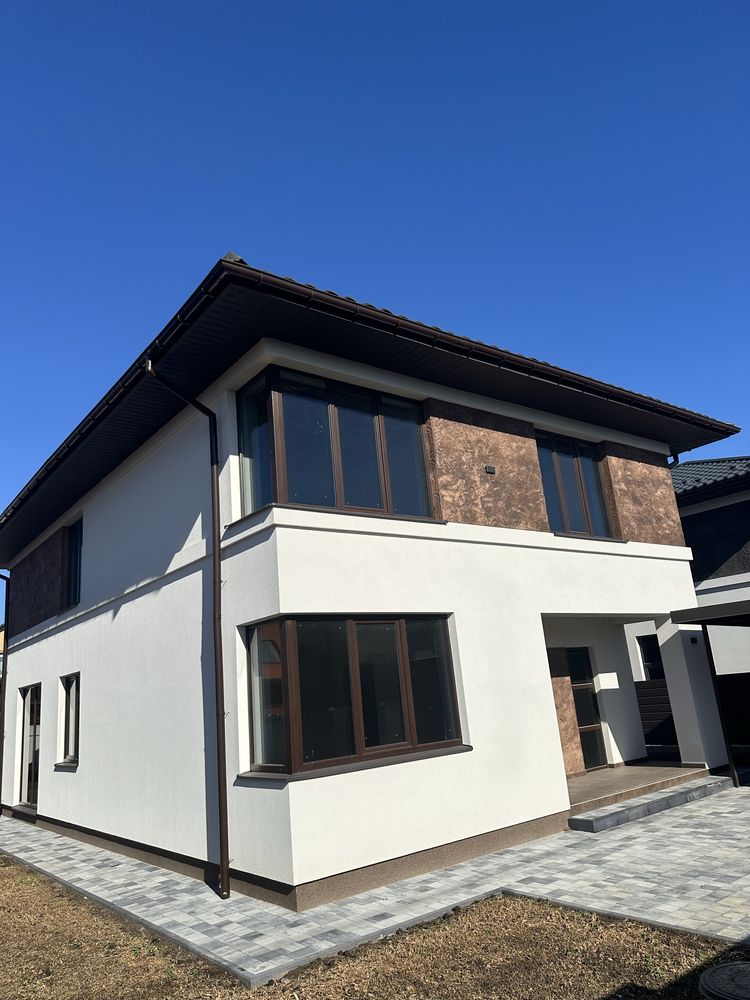 5 КІМ. БУДИНОК, ПЛОЩА - 180 м², ЦІНА - 180 000 $
