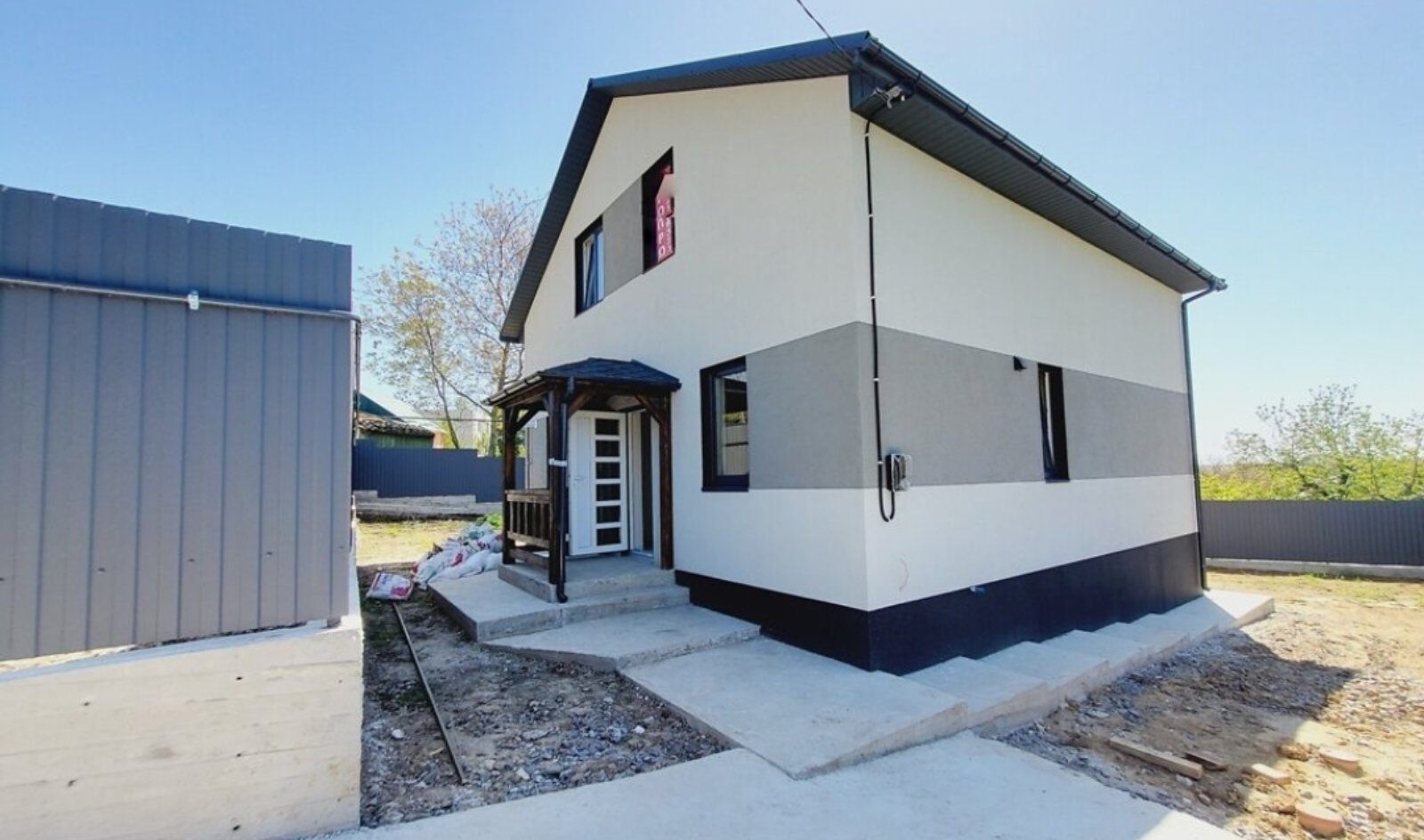4 КІМ. БУДИНОК, ПЛОЩА - 124 м², ЦІНА - 83 000 $
