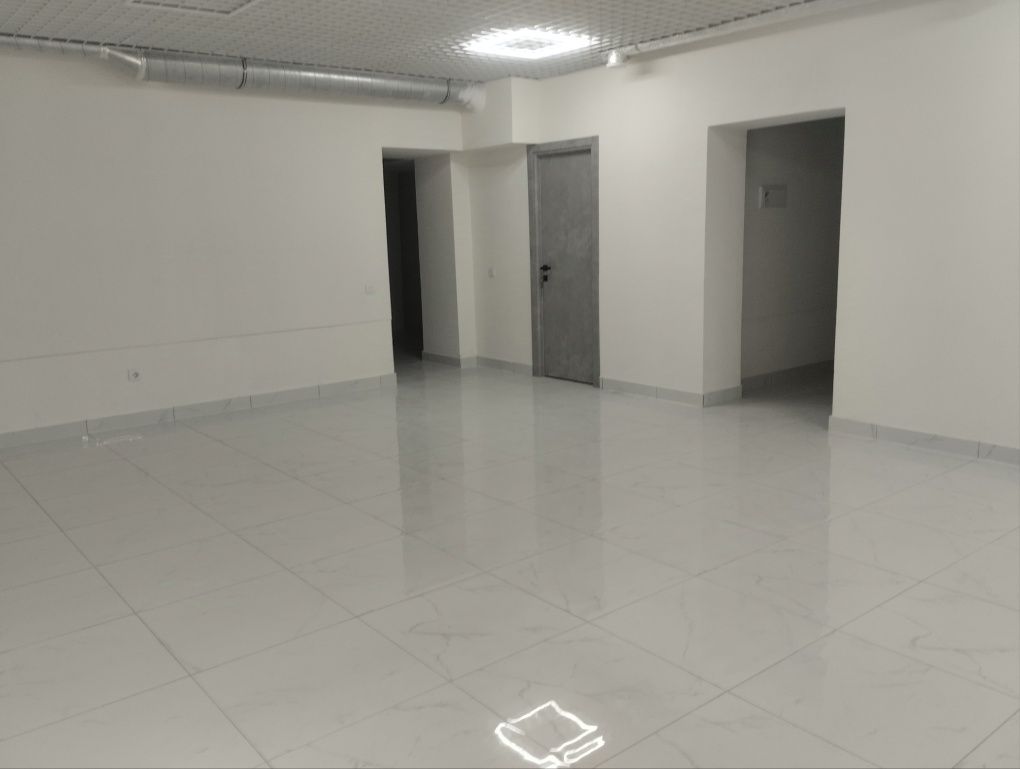 Обʼєкт нерухомості: ПЛОЩА - 284 м², ЦІНА - 750 $
 — HUBTRUST, Вінниця
