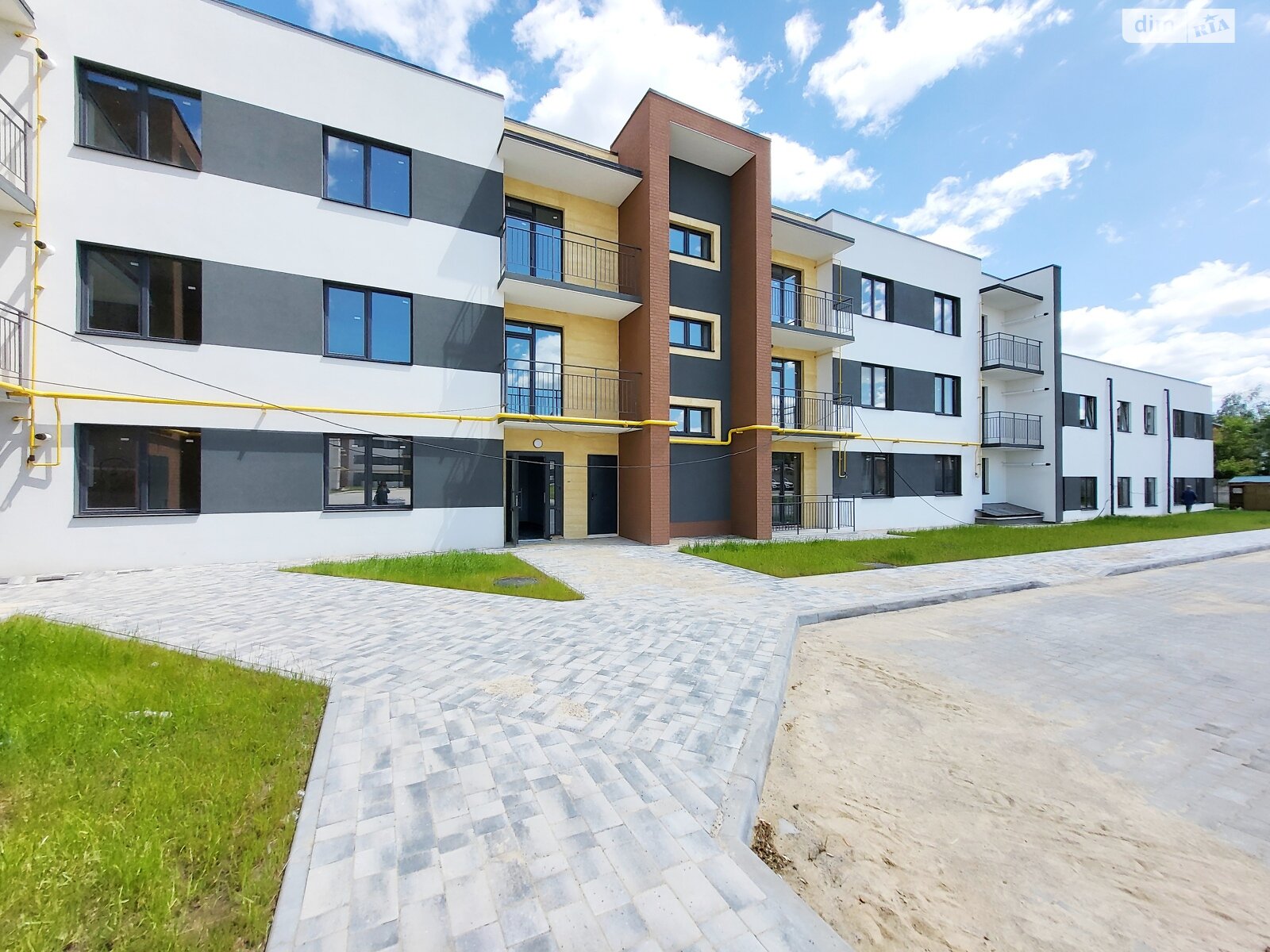 Обʼєкт нерухомості: 1 КІМ. КВАРТИРА, ПЛОЩА - 41.58 м², ЦІНА - 42 000 $
, 4-й пров. Леоніда Каденюка(Комарова) — HUBTRUST, Вінниця