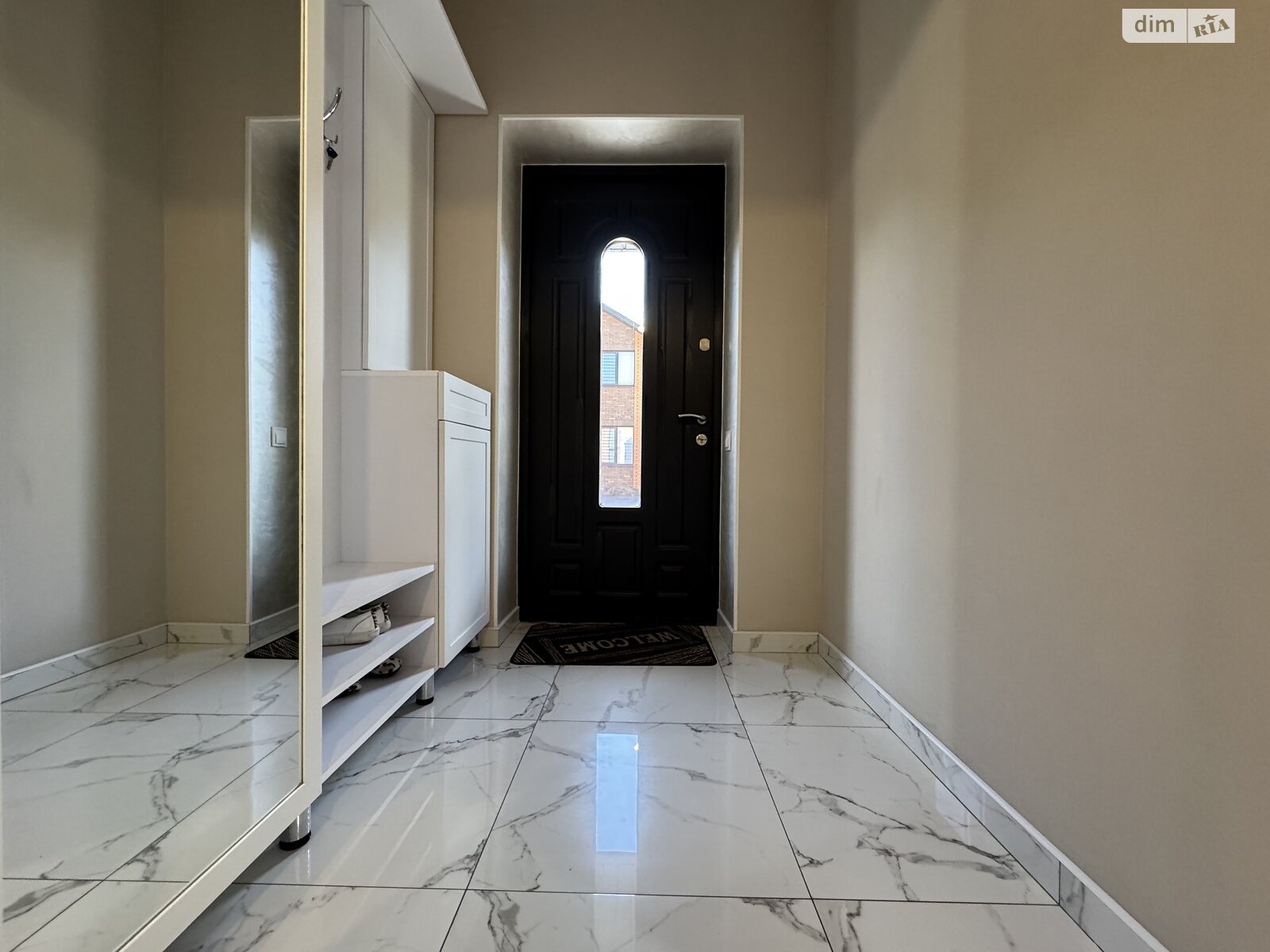 Обʼєкт нерухомості: 3 КІМ. ТАУНХАУС, ПЛОЩА - 109 м², ЦІНА - 142 000 $
, вул. Райдужна — HUBTRUST, Вінниця
