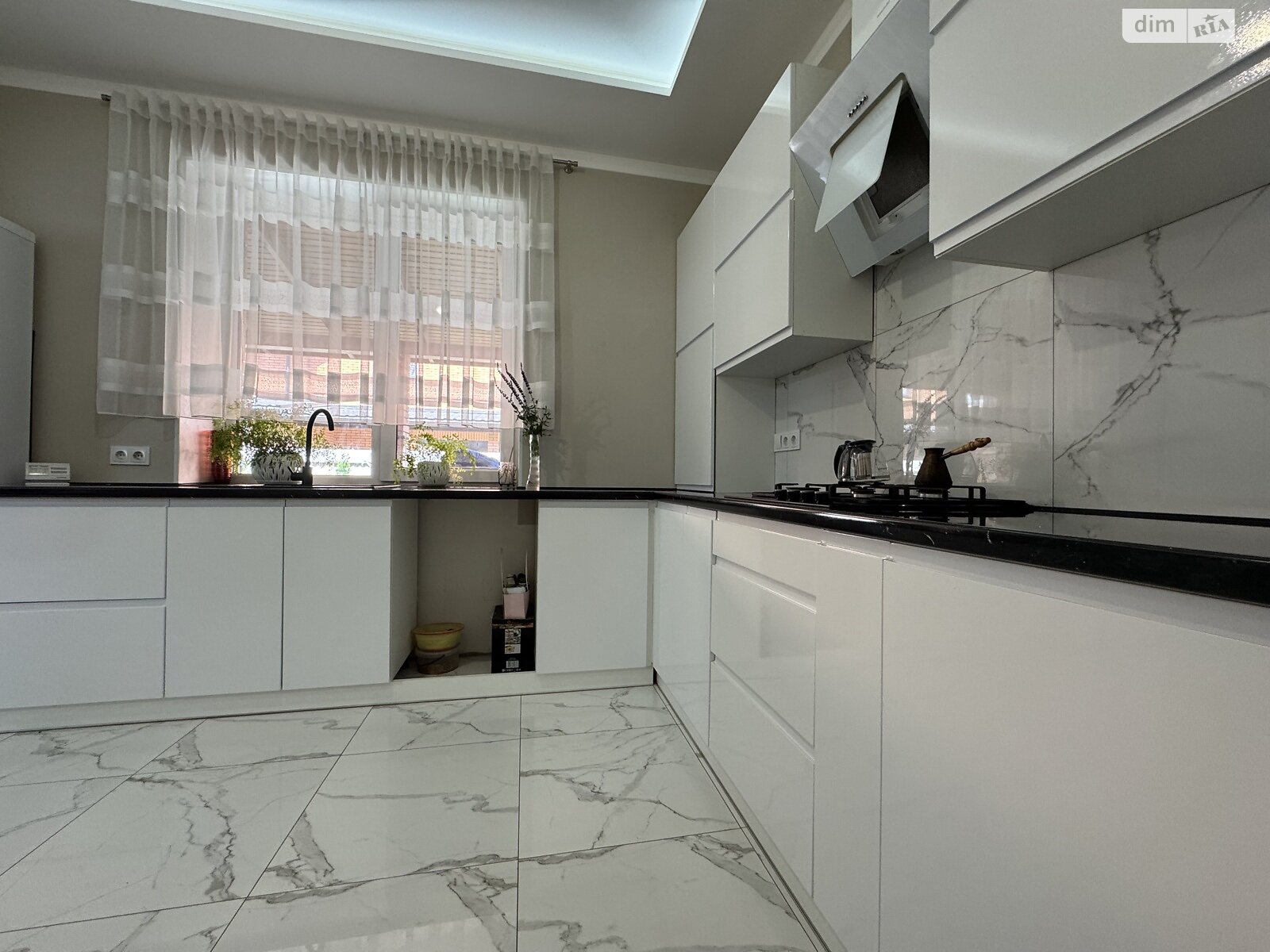 Обʼєкт нерухомості: 3 КІМ. ТАУНХАУС, ПЛОЩА - 109 м², ЦІНА - 142 000 $
, вул. Райдужна — HUBTRUST, Вінниця