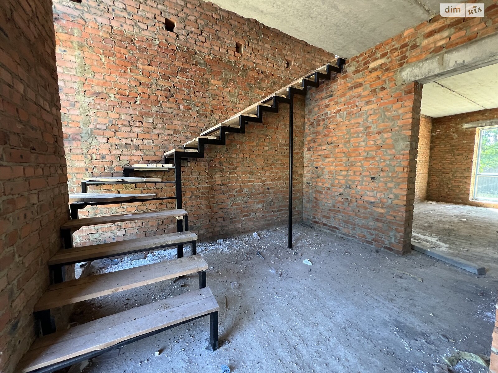 Обʼєкт нерухомості: 2 КІМ. ТАУНХАУС, ПЛОЩА - 90 м², ЦІНА - 55 990 $
, вул. Садова — HUBTRUST, Вінниця