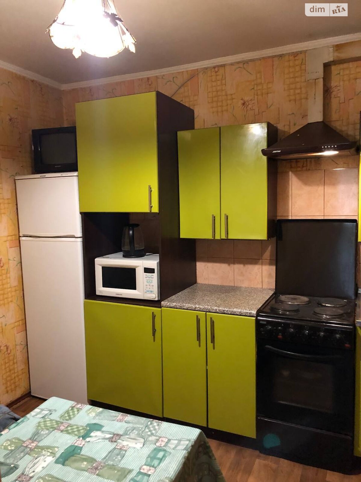 2 КІМ. КВАРТИРА, ПЛОЩА - 38 м², ЦІНА - 10 000 $
, пров. Цегельний
