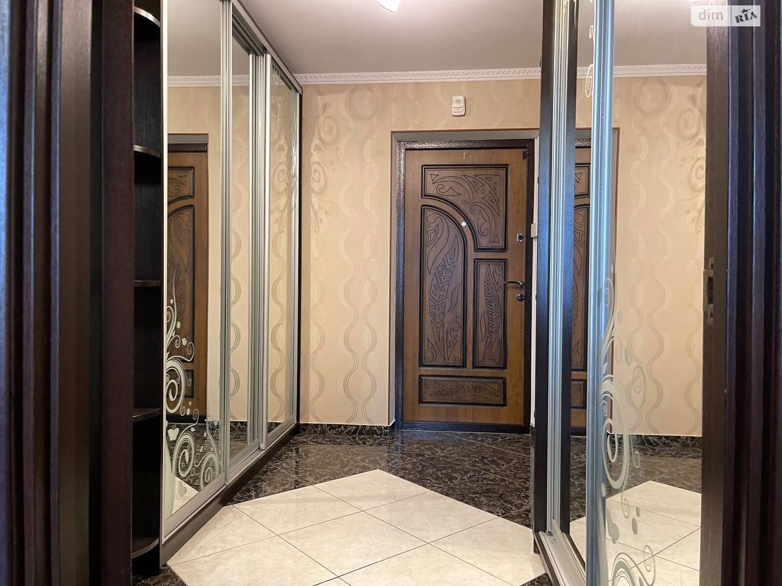Обʼєкт нерухомості: 1 КІМ. КВАРТИРА, ПЛОЩА - 48 м², ЦІНА - 14 000 $
, пров. Костя Широцького — HUBTRUST, Вінниця