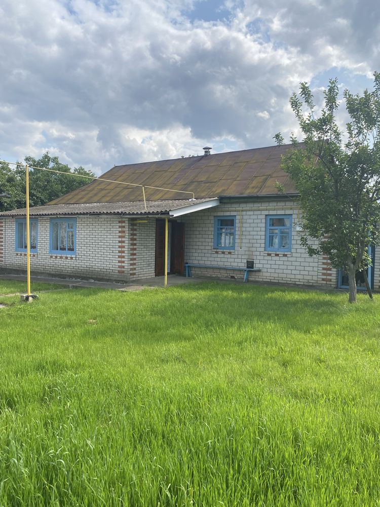 3 КІМ. БУДИНОК, ПЛОЩА - 60 м², ЦІНА - 8 000 $
