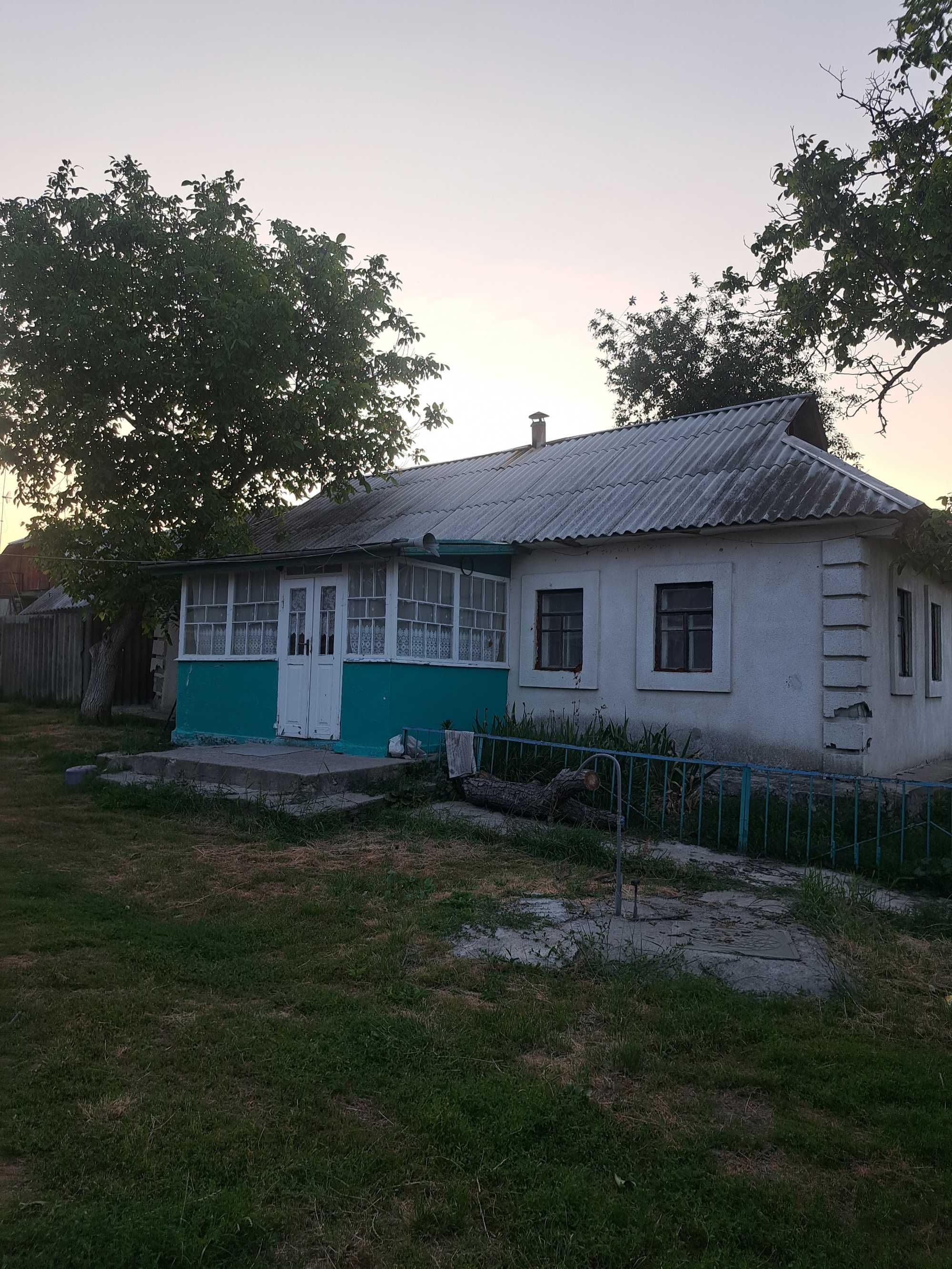 5 КІМ. БУДИНОК, ПЛОЩА - 30 м², ЦІНА - 6 000 $
