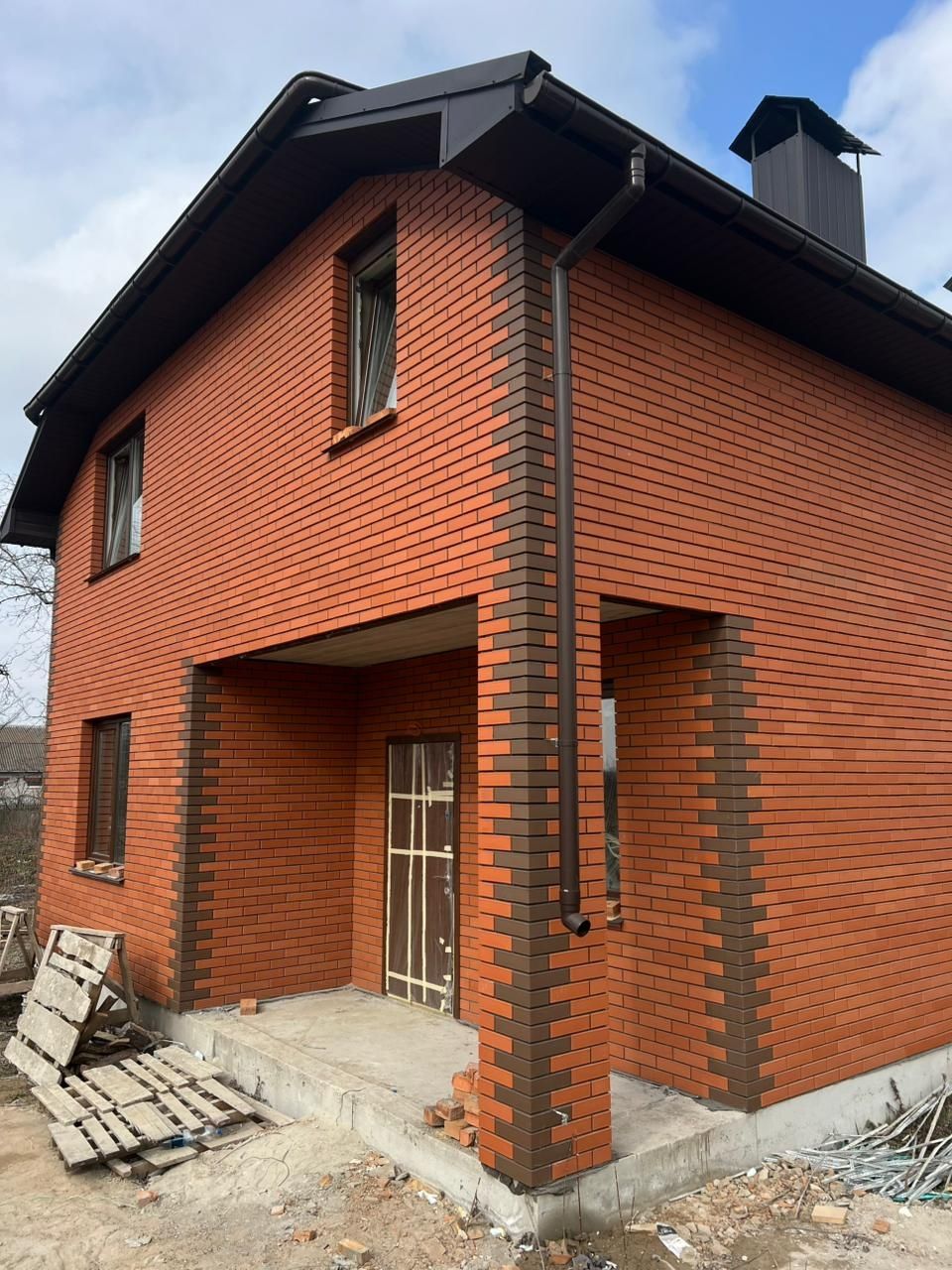 5 КІМ. БУДИНОК, ПЛОЩА - 140 м², ЦІНА - 85 000 $
