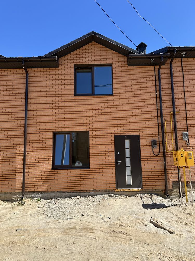 4 КІМ. ТАУНХАУС, ПЛОЩА - 90 м², ЦІНА - 65 000 $
