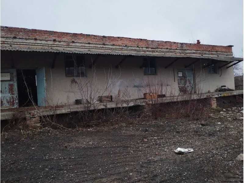ПЛОЩА - 555 м², ЦІНА - 20 289 $
