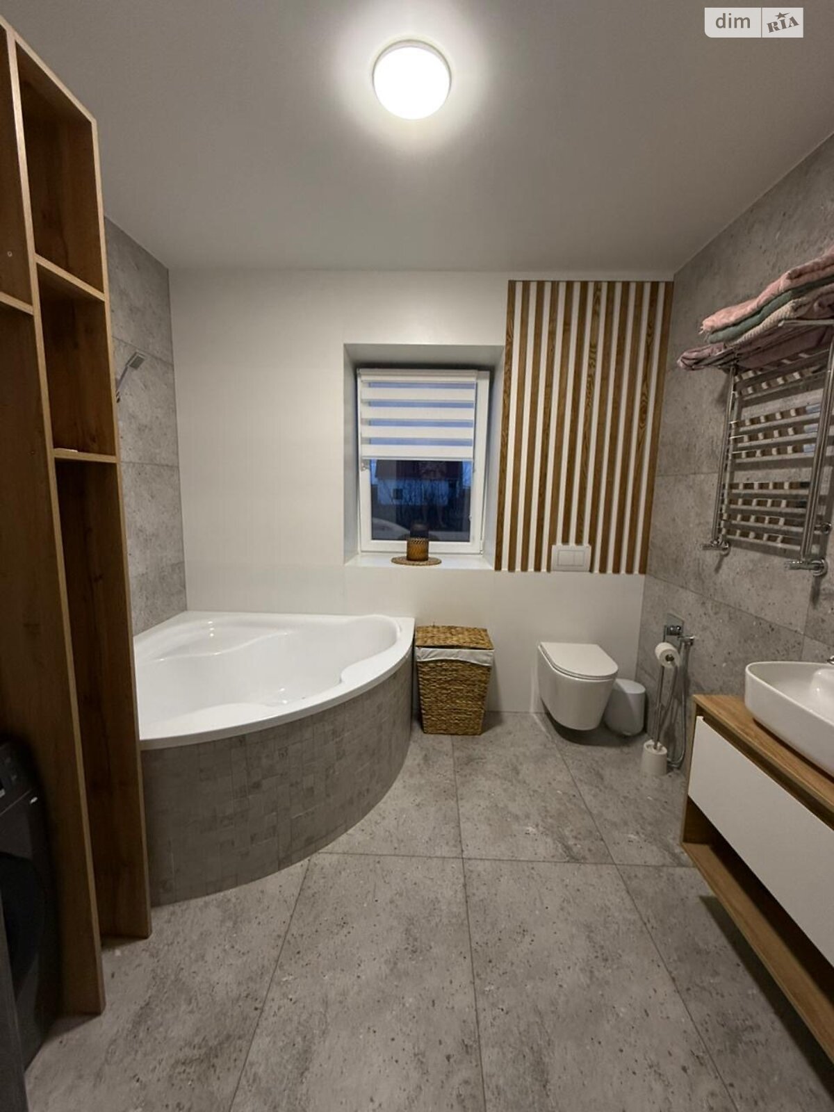 Обʼєкт нерухомості: 9 КІМ. БУДИНОК, ПЛОЩА - 350 м², ЦІНА - 450 000 $
, вул. Польова — HUBTRUST, Вінниця
