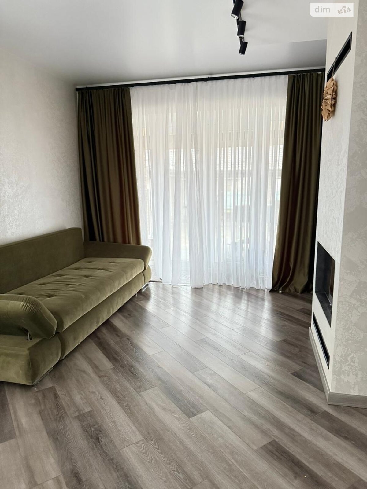 Обʼєкт нерухомості: 9 КІМ. БУДИНОК, ПЛОЩА - 350 м², ЦІНА - 450 000 $
, вул. Польова — HUBTRUST, Вінниця