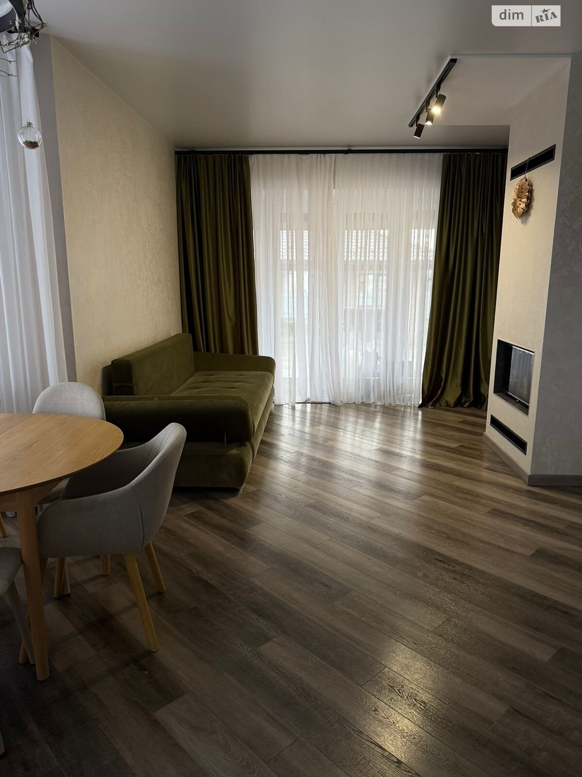 Обʼєкт нерухомості: 9 КІМ. БУДИНОК, ПЛОЩА - 350 м², ЦІНА - 450 000 $
, вул. Польова — HUBTRUST, Вінниця