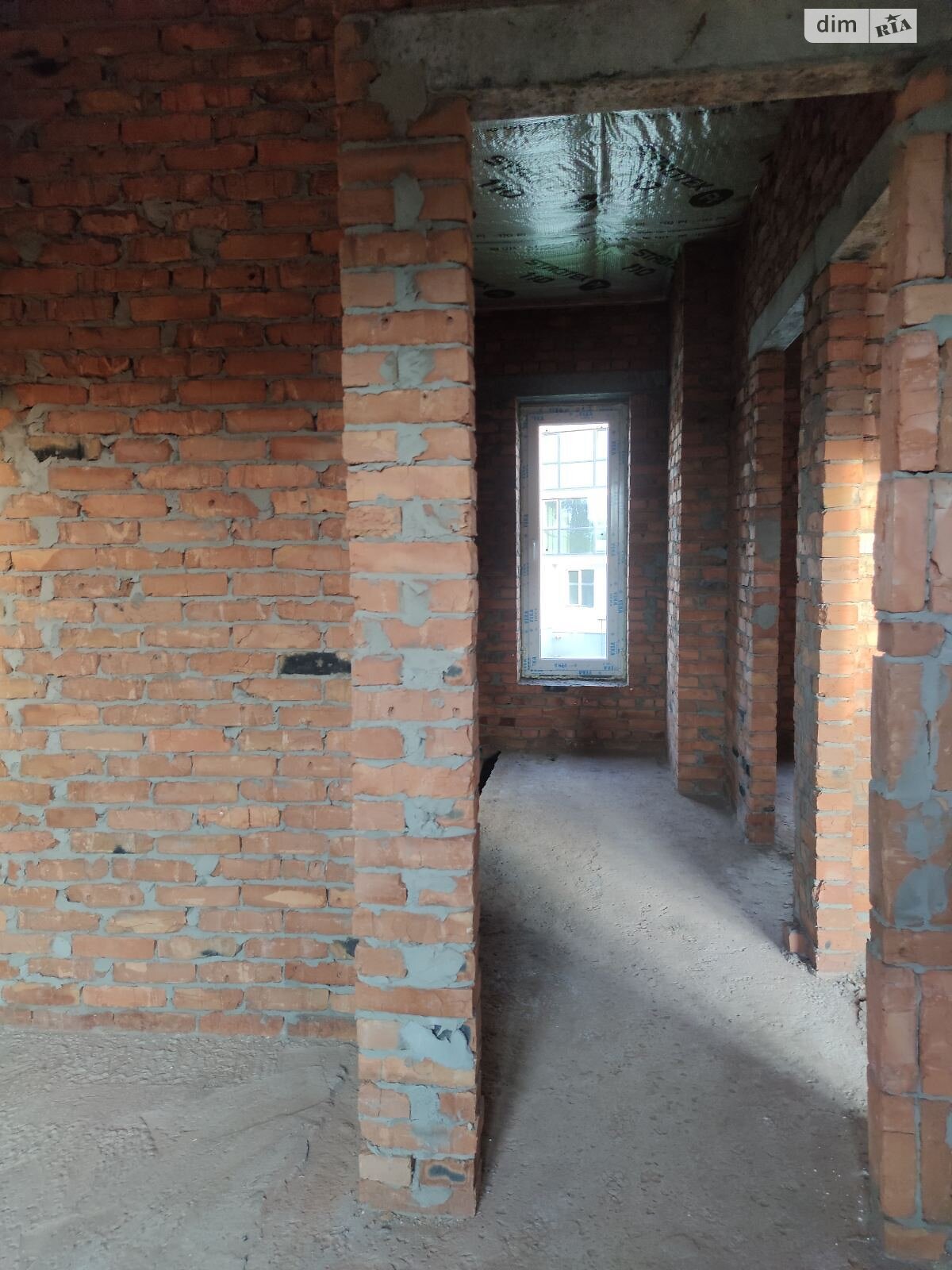 Обʼєкт нерухомості: 3 КІМ. ТАУНХАУС, ПЛОЩА - 75 м², ЦІНА - 62 000 $
, вул. Незалежності — HUBTRUST, Вінниця