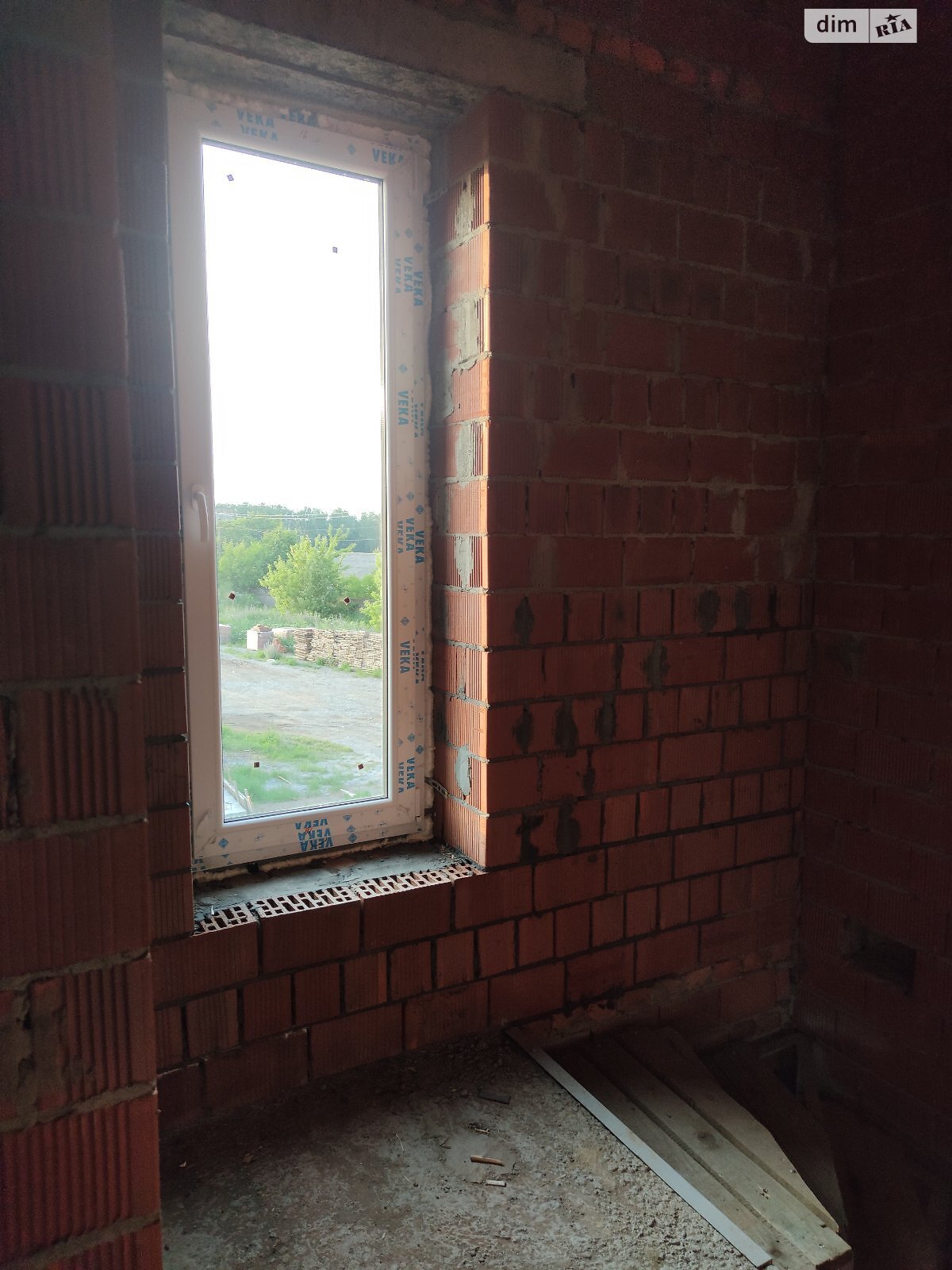 Обʼєкт нерухомості: 3 КІМ. ТАУНХАУС, ПЛОЩА - 75 м², ЦІНА - 62 000 $
, вул. Незалежності — HUBTRUST, Вінниця