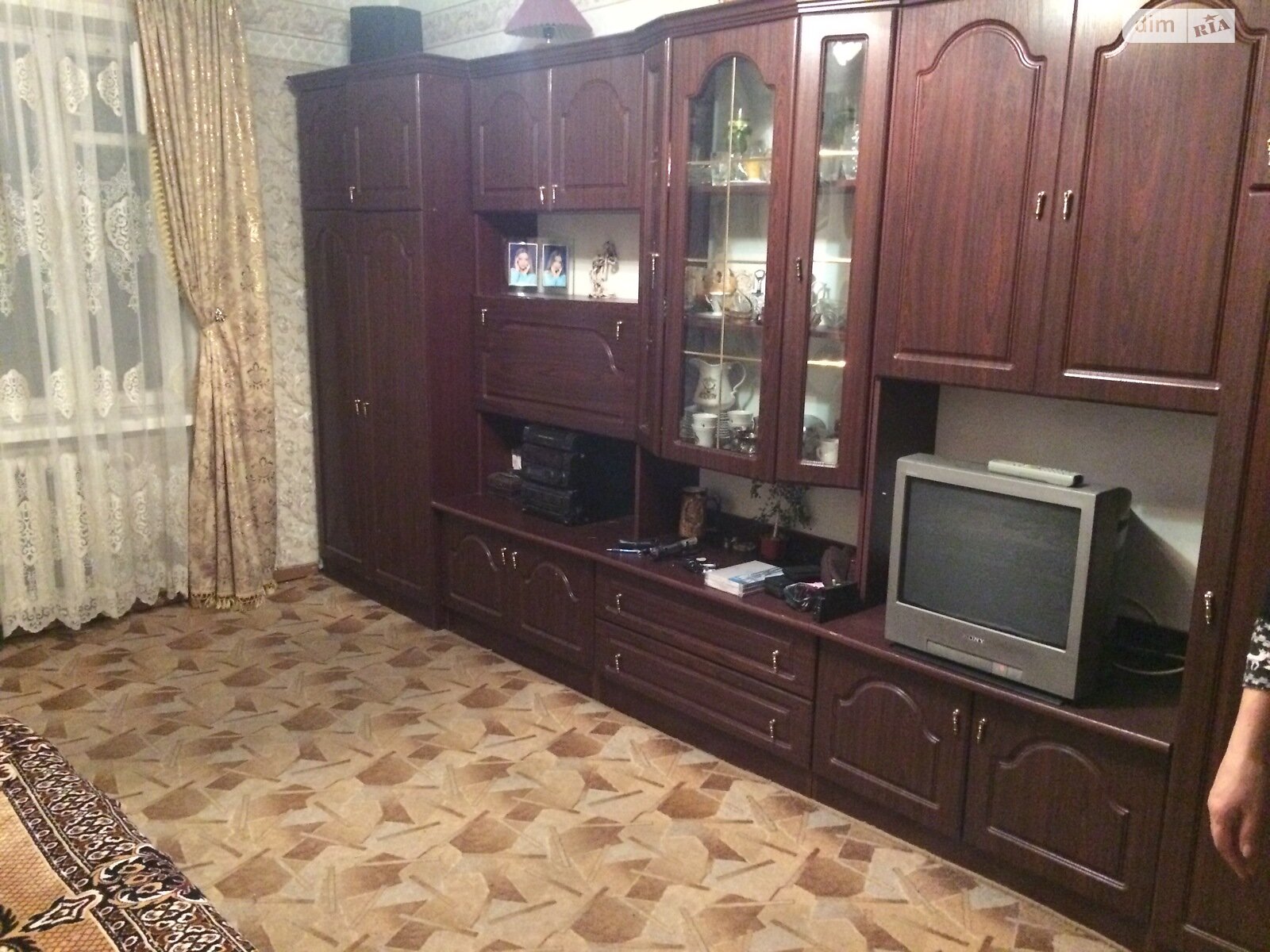 2 КІМ. КВАРТИРА, ПЛОЩА - 52 м², ЦІНА - 10 000 $
, просп. Юності