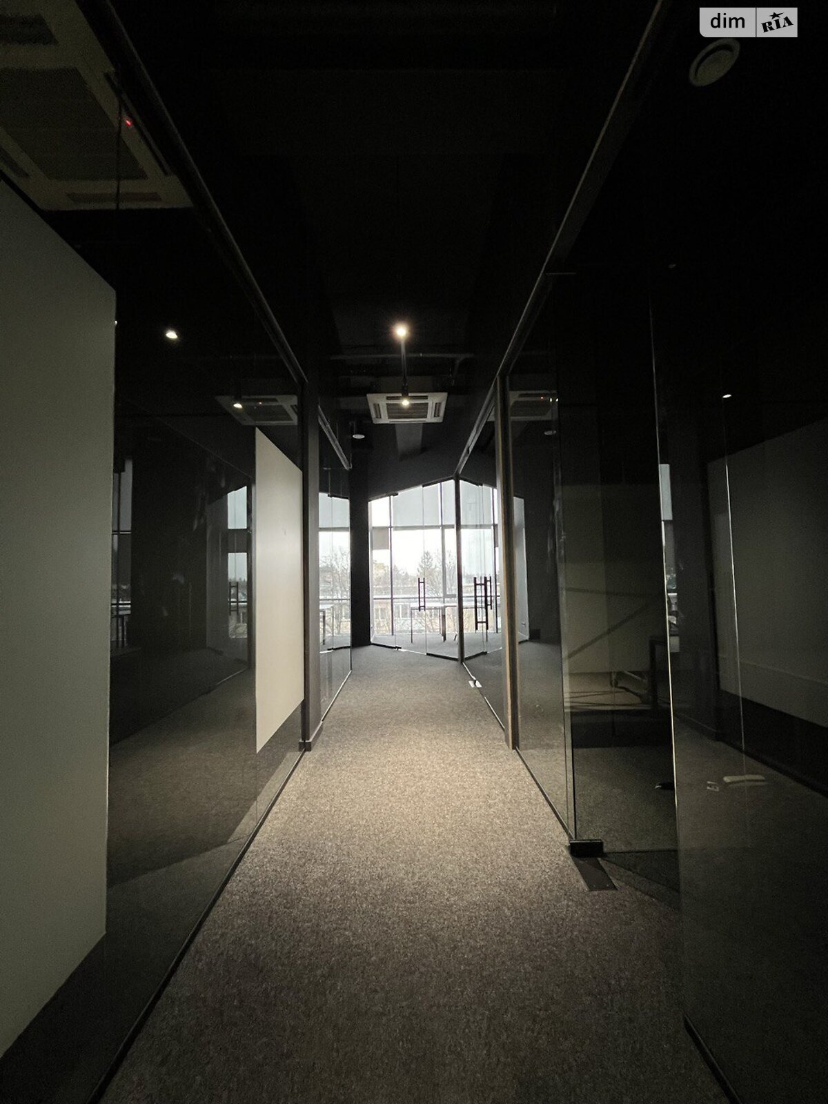Обʼєкт нерухомості: ПЛОЩА - 15 м², ЦІНА - 450 $
, вул. 600-річчя — HUBTRUST, Вінниця