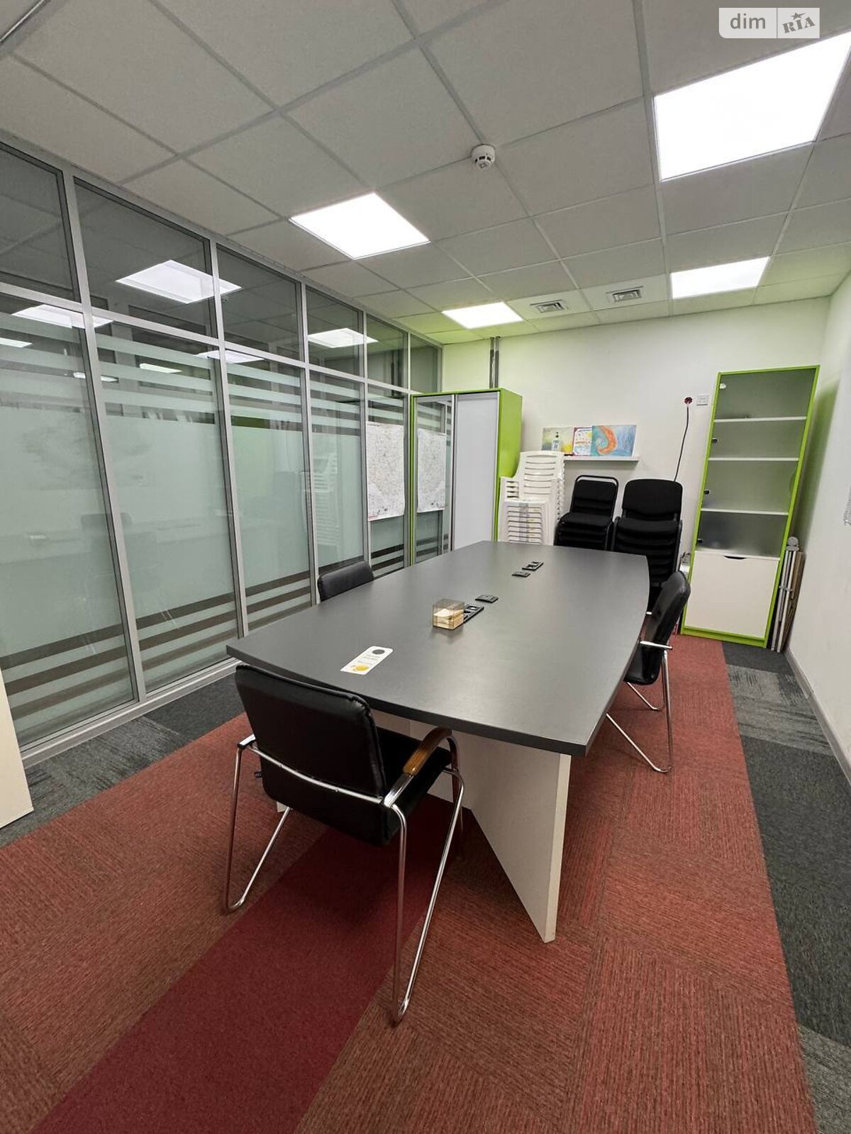 Обʼєкт нерухомості: ПЛОЩА - 70 м², ЦІНА - 840 $
, просп. Космонавтів — HUBTRUST, Вінниця