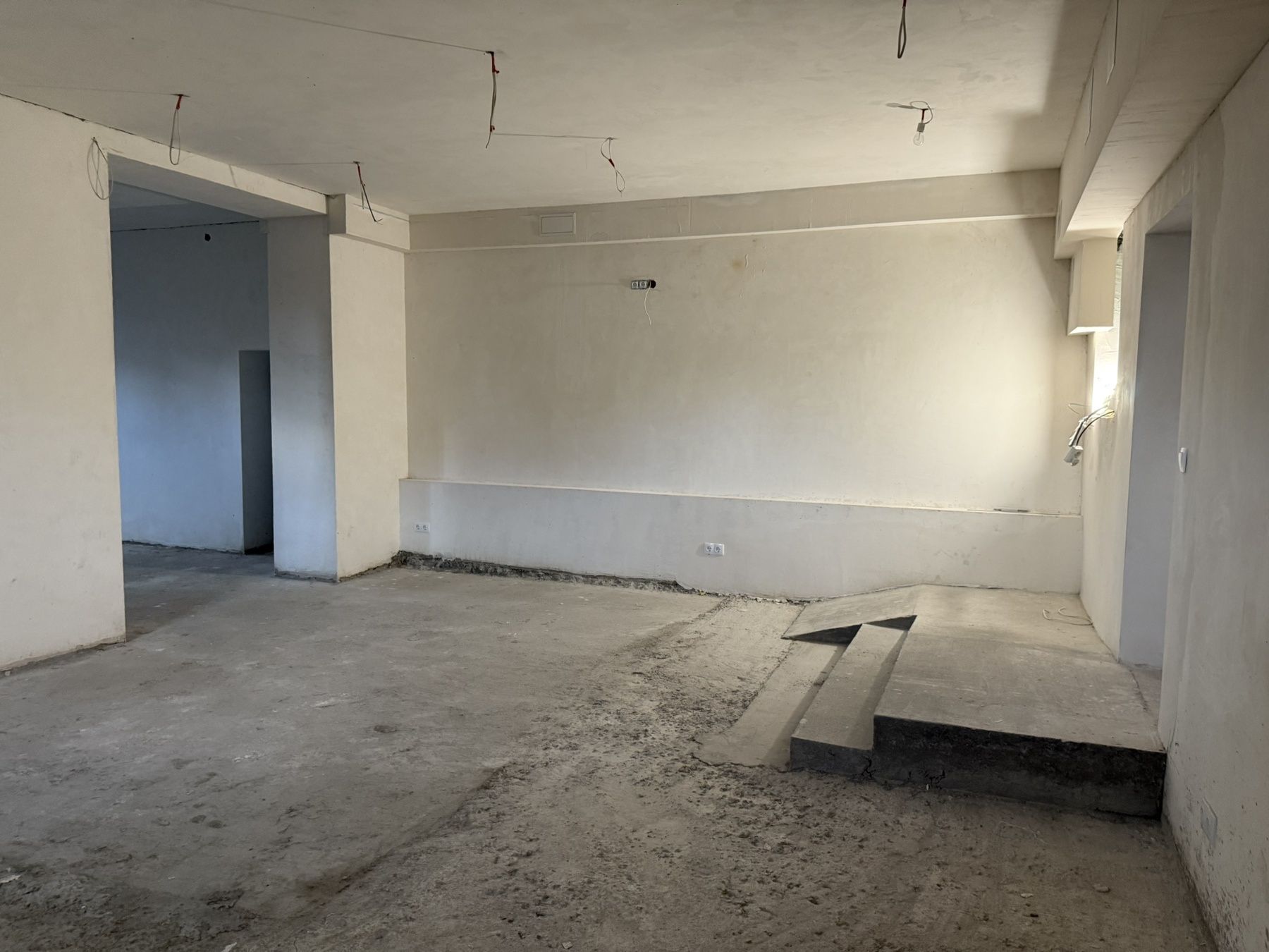 Обʼєкт нерухомості: ПЛОЩА - 125 м², ЦІНА - 120 000 $
 — HUBTRUST, Вінниця