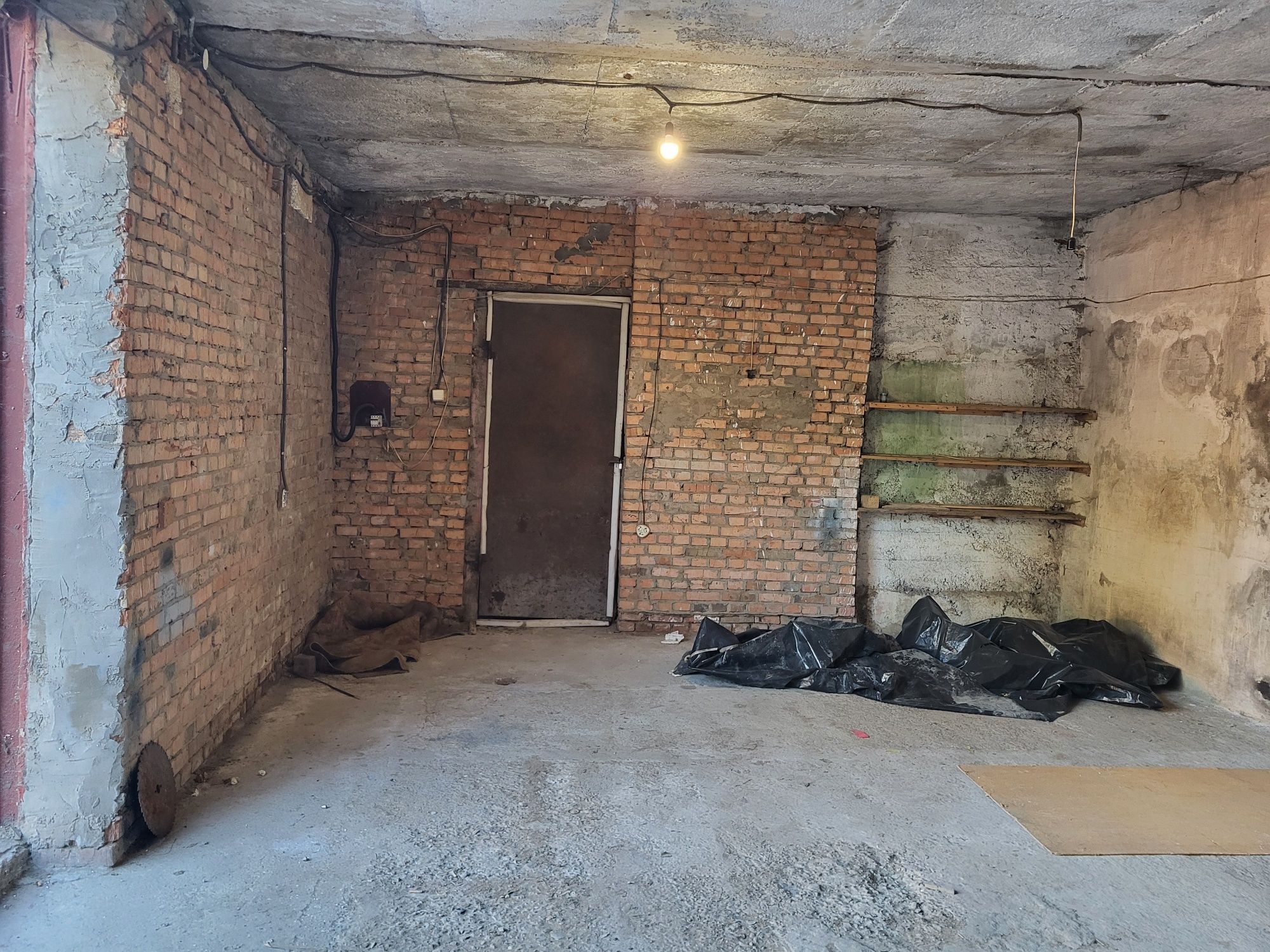 Обʼєкт нерухомості: ПЛОЩА - 43 м², ЦІНА - 57 $
 — HUBTRUST, Вінниця