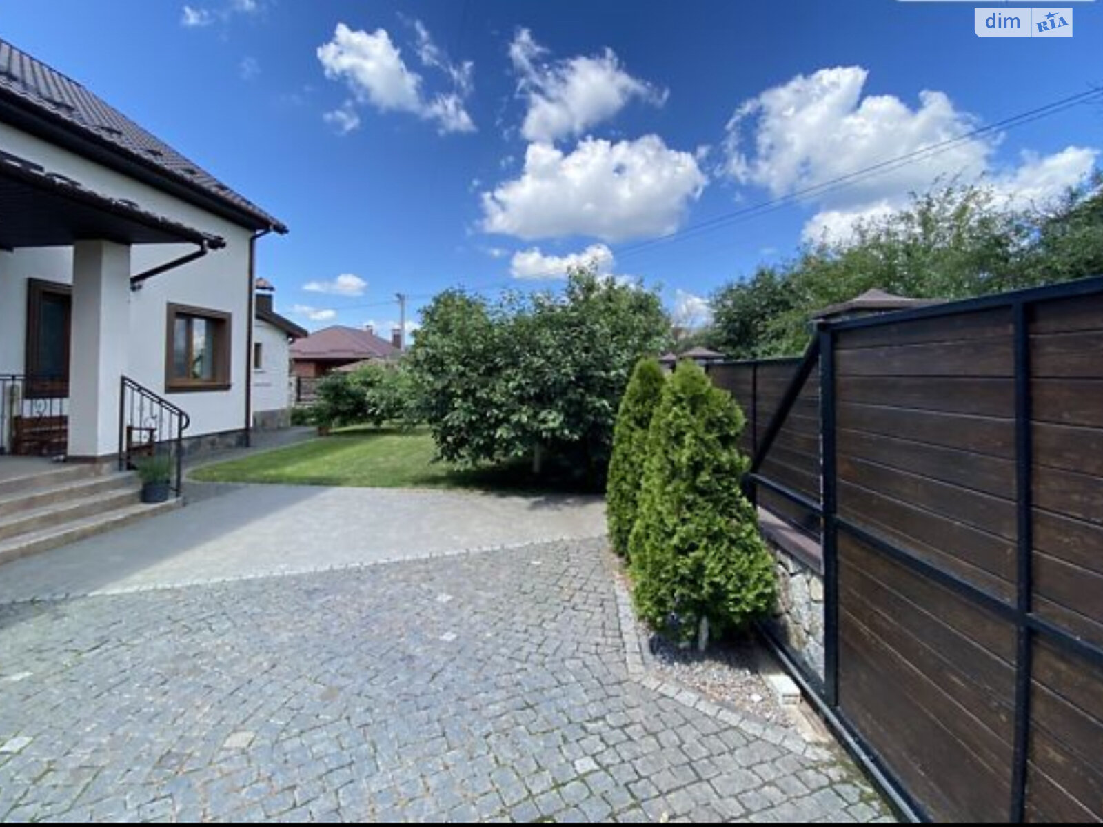 Обʼєкт нерухомості: 7 КІМ. БУДИНОК, ПЛОЩА - 236 м², ЦІНА - 399 000 $
, вул. Синьоводська(Маяковського) — HUBTRUST, Вінниця