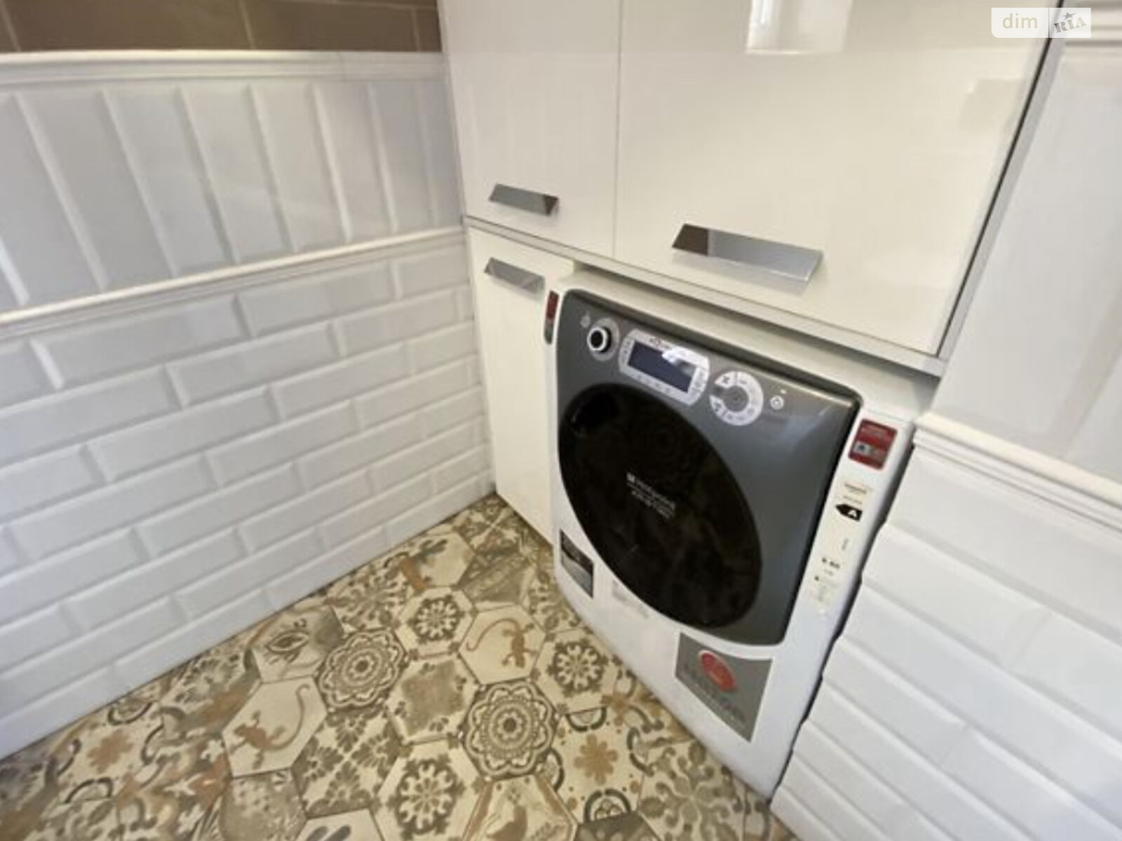 Обʼєкт нерухомості: 7 КІМ. БУДИНОК, ПЛОЩА - 236 м², ЦІНА - 399 000 $
, вул. Синьоводська(Маяковського) — HUBTRUST, Вінниця