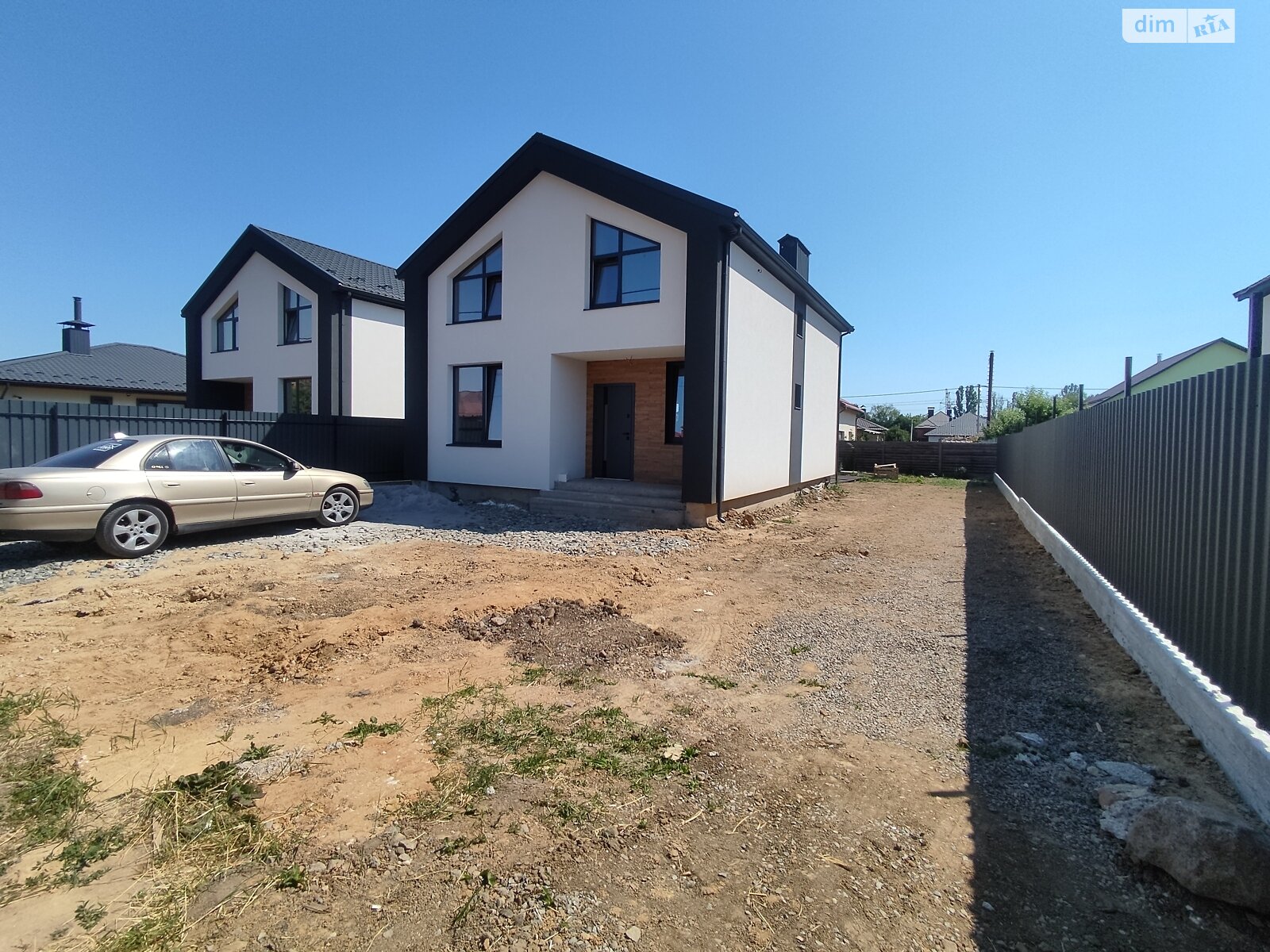 4 КІМ. БУДИНОК, ПЛОЩА - 125 м², ЦІНА - 83 000 $
