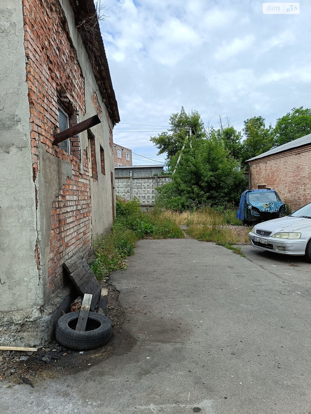 Обʼєкт нерухомості: ПЛОЩА - 550 м², ЦІНА - 450 000 $
, вул. Вишнева — HUBTRUST, Вінниця