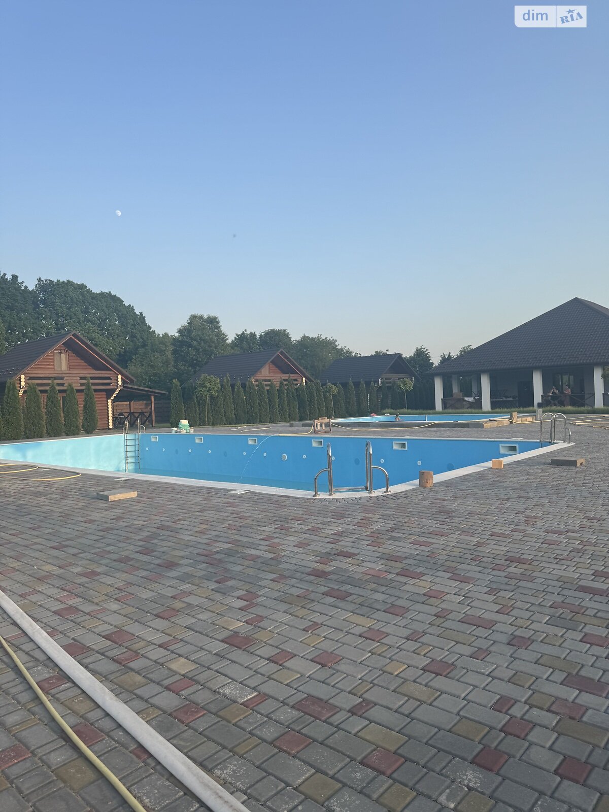 ПЛОЩА - 500 м², ЦІНА - 610 000 $
, вул. Тараса Шевченка