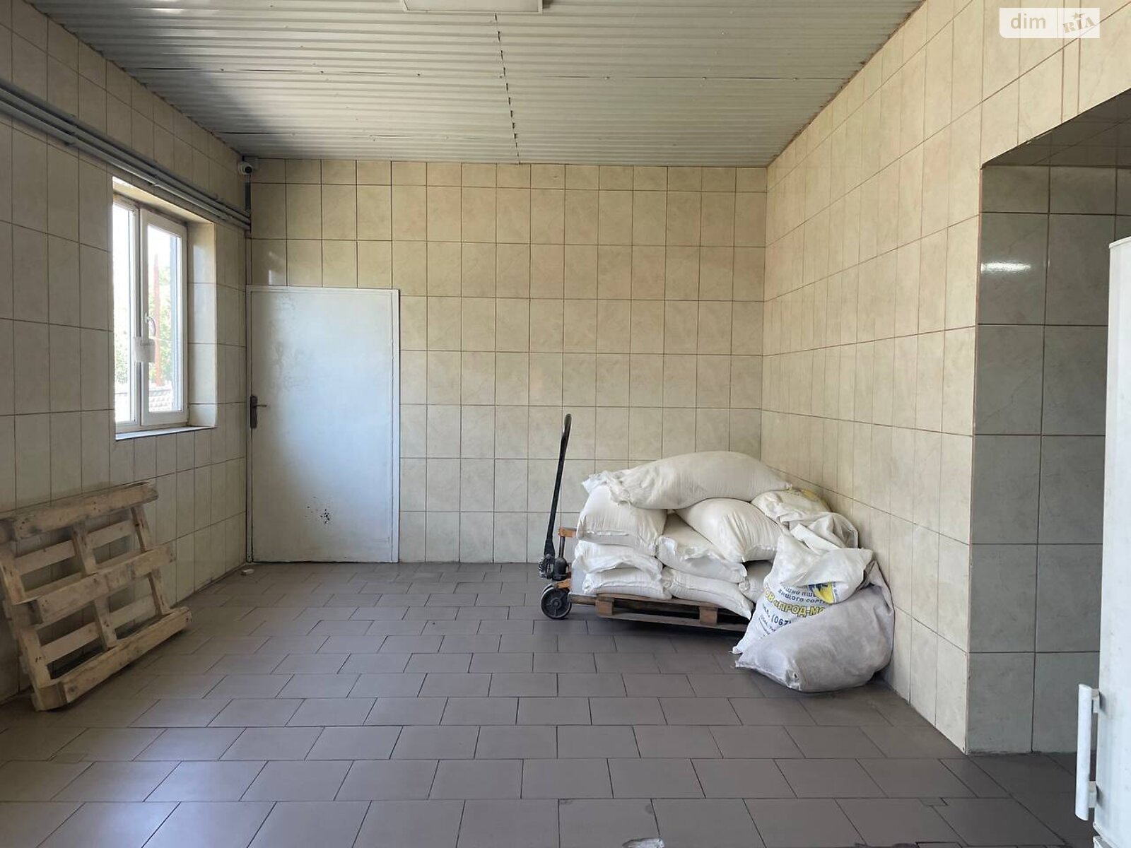 Обʼєкт нерухомості: ПЛОЩА - 472.4 м², ЦІНА - 160 000 $
, вул. Івана Кальницького — HUBTRUST, Вінниця