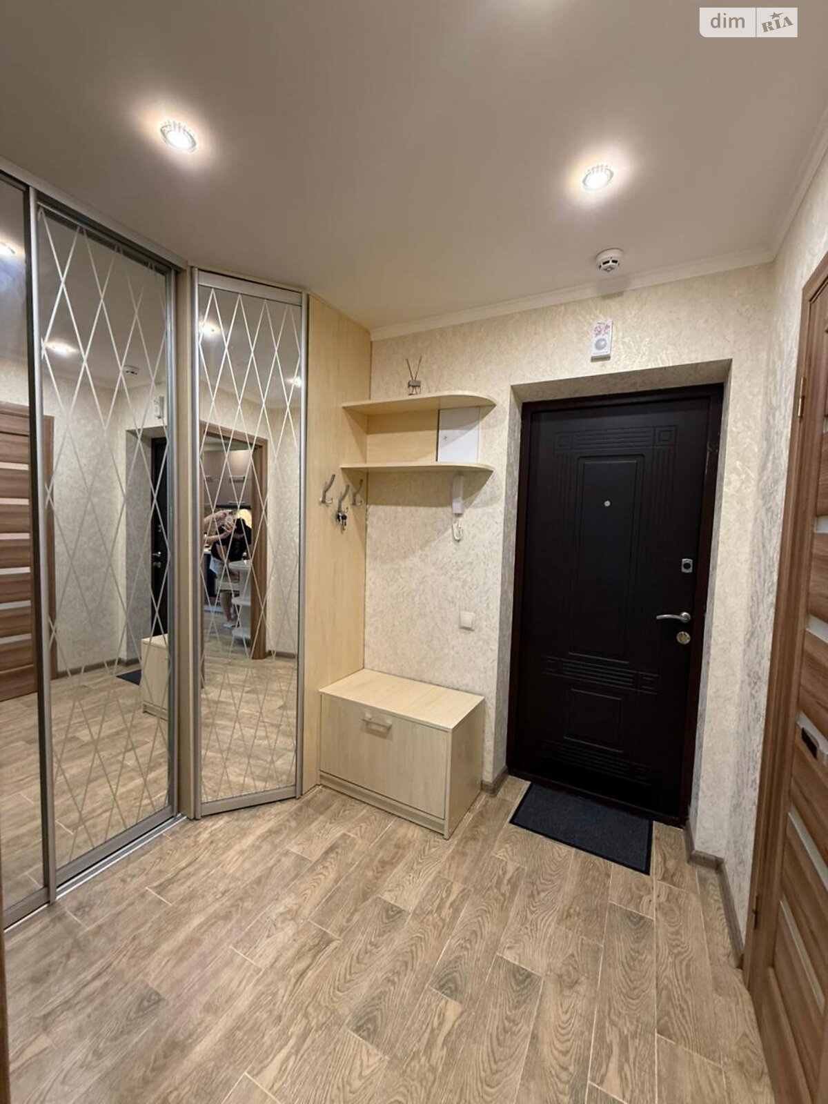 Обʼєкт нерухомості: 1 КІМ. КВАРТИРА, ПЛОЩА - 40.6 м², ЦІНА - 24 999 $
, вул. Замостянська — HUBTRUST, Вінниця