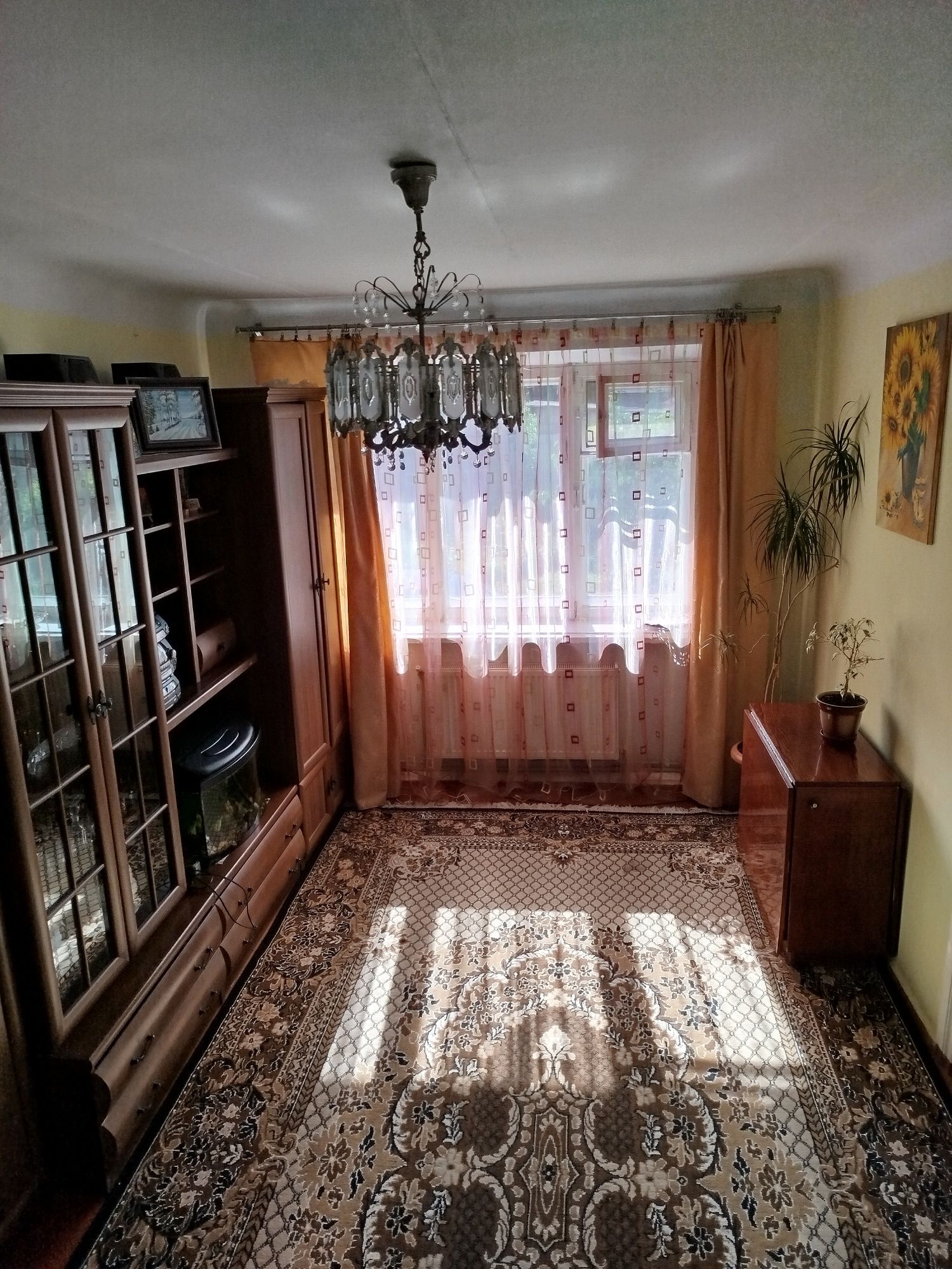 3 КІМ. КВАРТИРА, ПЛОЩА - 42.3 м², ЦІНА - 35 000 $
