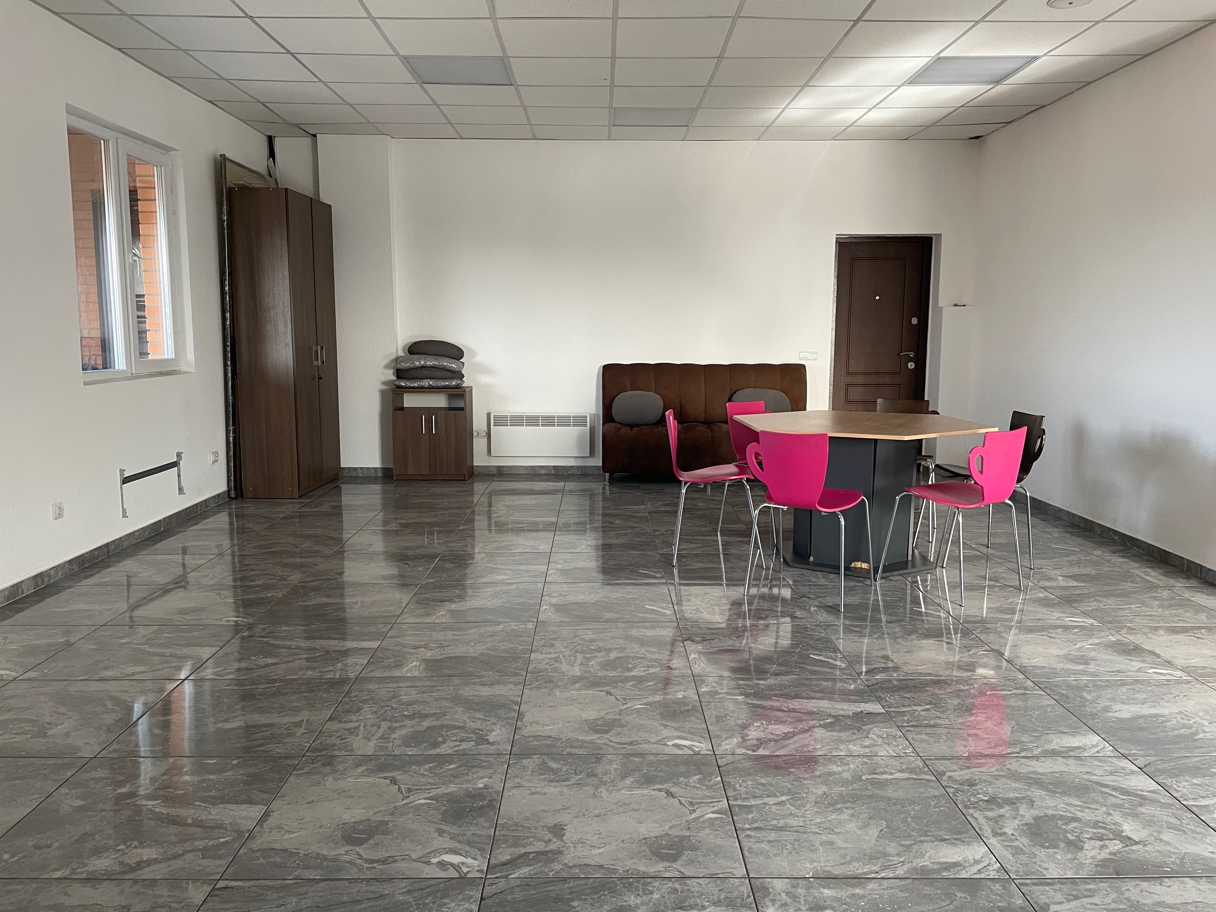 Обʼєкт нерухомості: ПЛОЩА - 208.6 м², ЦІНА - 1 439 $
 — HUBTRUST, Вінниця