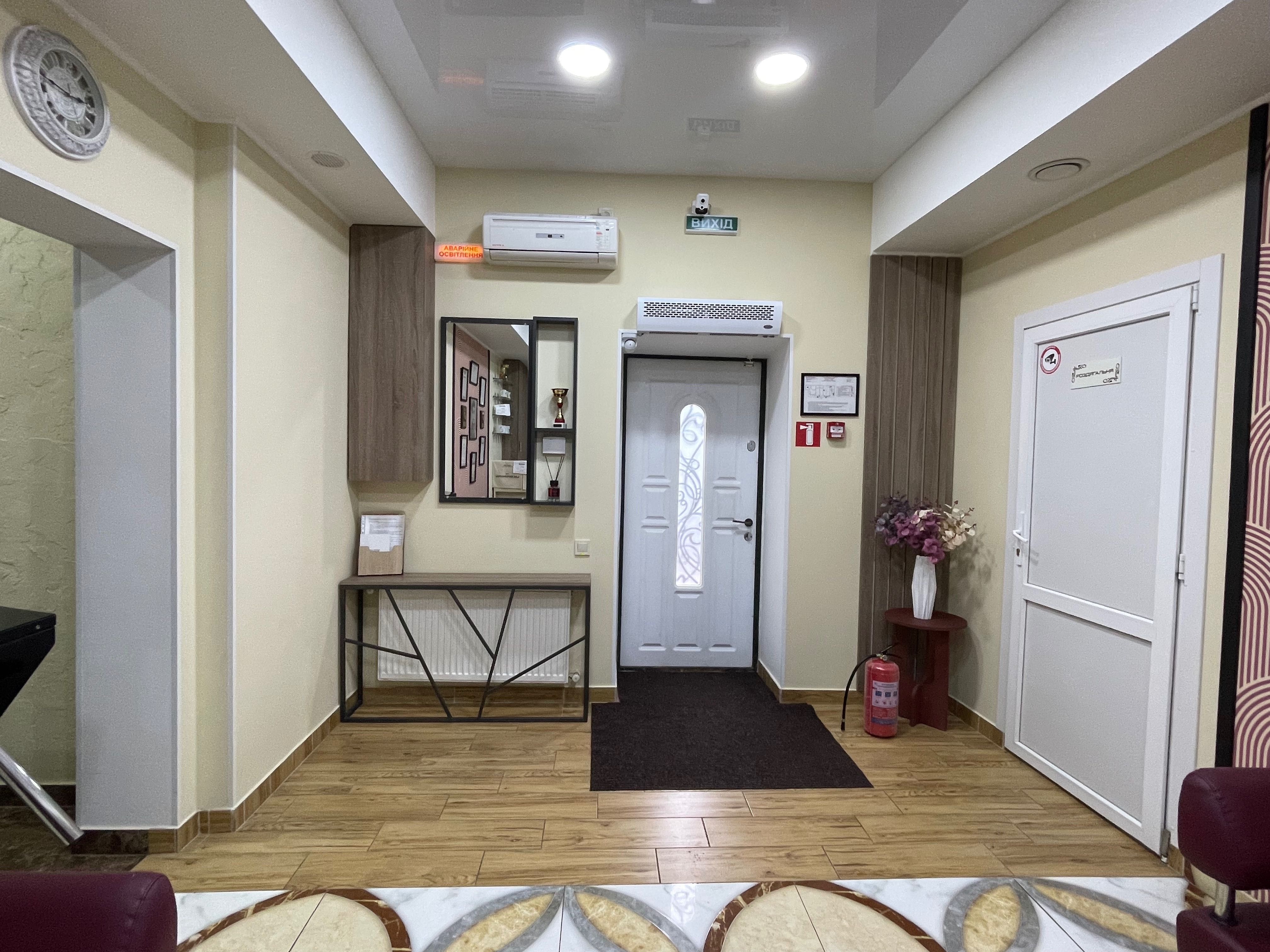 Обʼєкт нерухомості: ПЛОЩА - 250 м², ЦІНА - 2 398 $
 — HUBTRUST, Вінниця
