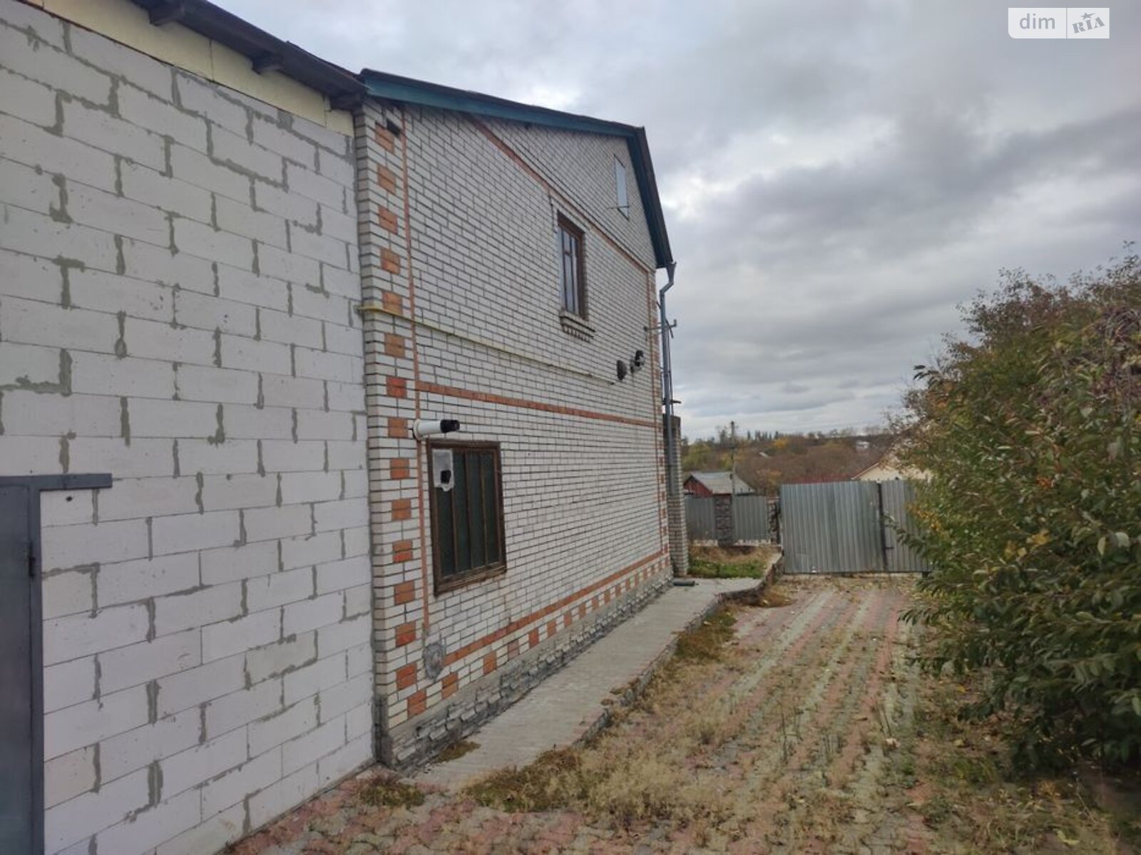 Обʼєкт нерухомості: 8 КІМ. БУДИНОК, ПЛОЩА - 400 м², ЦІНА - 30 000 $
 — HUBTRUST, Вінниця