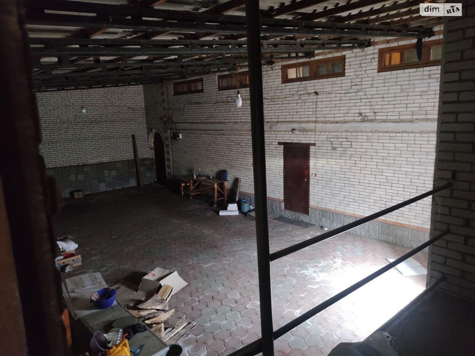 Обʼєкт нерухомості: 8 КІМ. БУДИНОК, ПЛОЩА - 400 м², ЦІНА - 30 000 $
 — HUBTRUST, Вінниця
