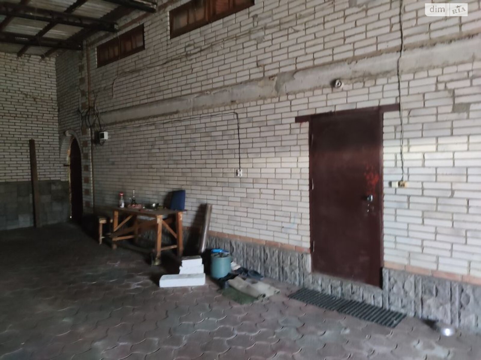 Обʼєкт нерухомості: 8 КІМ. БУДИНОК, ПЛОЩА - 400 м², ЦІНА - 30 000 $
 — HUBTRUST, Вінниця