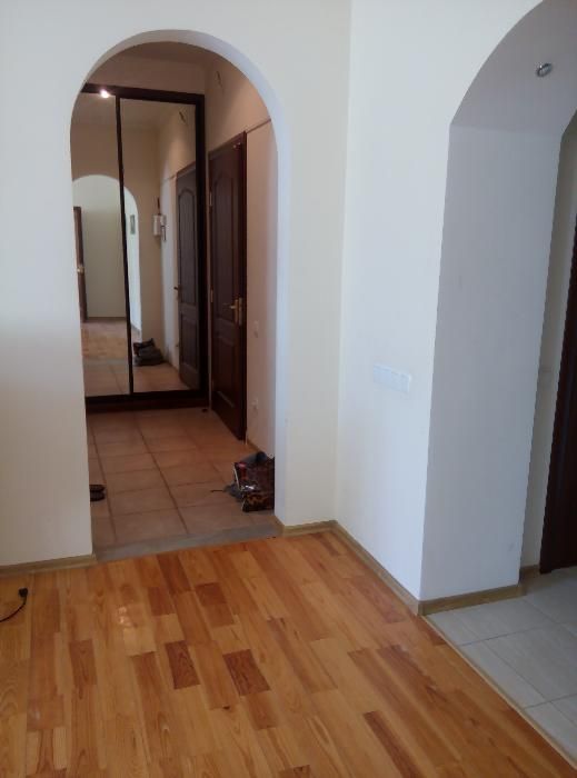 2 КІМ. КВАРТИРА, ПЛОЩА - 77 м², ЦІНА - 52 000 $
