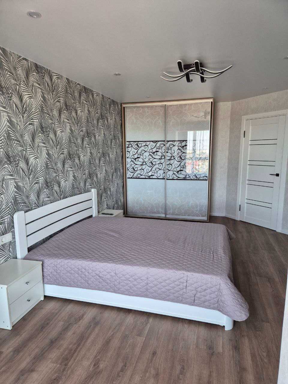 1 КІМ. КВАРТИРА, ПЛОЩА - 46 м², ЦІНА - 335 $
