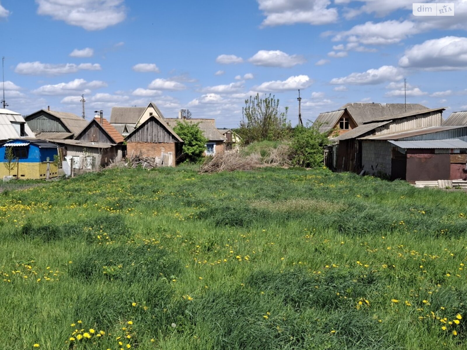 ПЛОЩА - 0.45 CОТ., ЦІНА - 10 000 $
