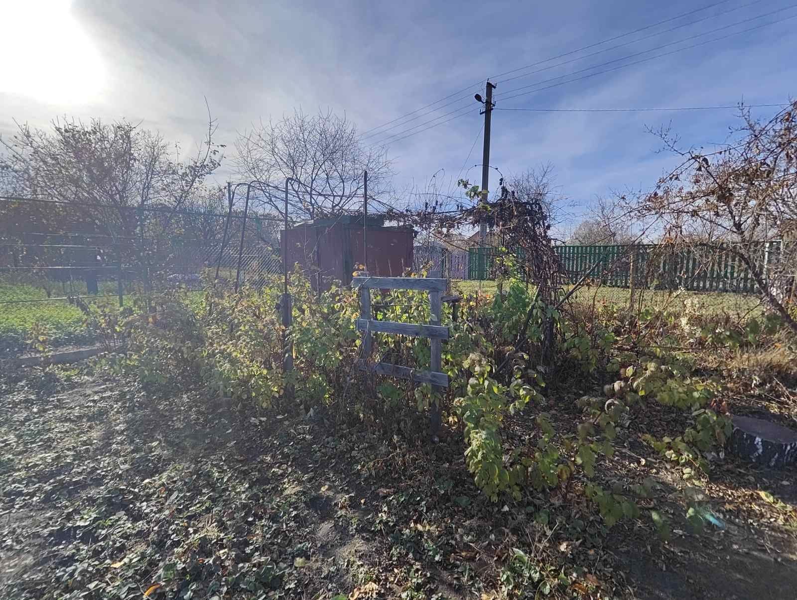 ПЛОЩА - 5 CОТ., ЦІНА - 1 200 $
